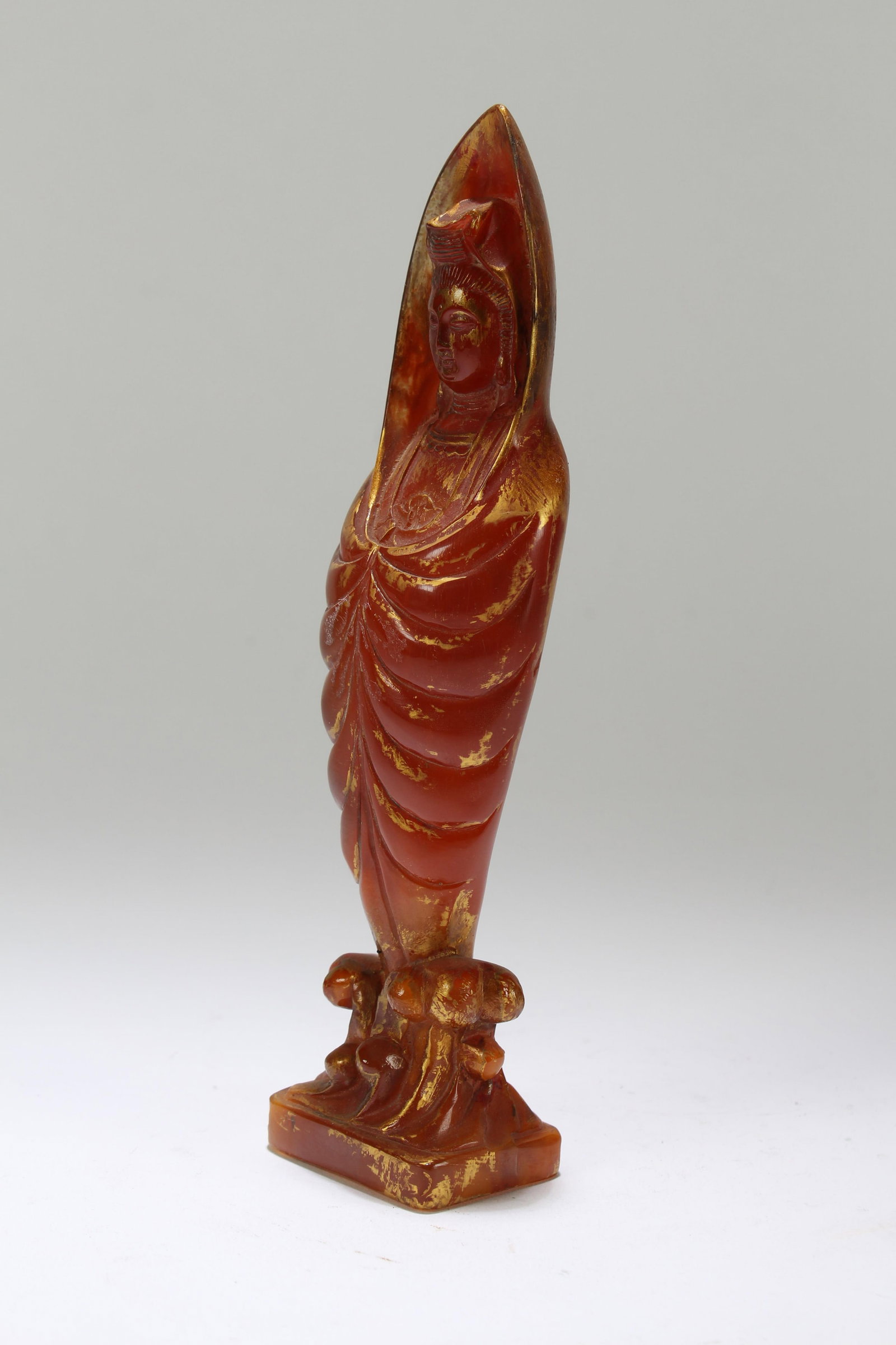 A Chinese Religious Guanyin Statue - 4