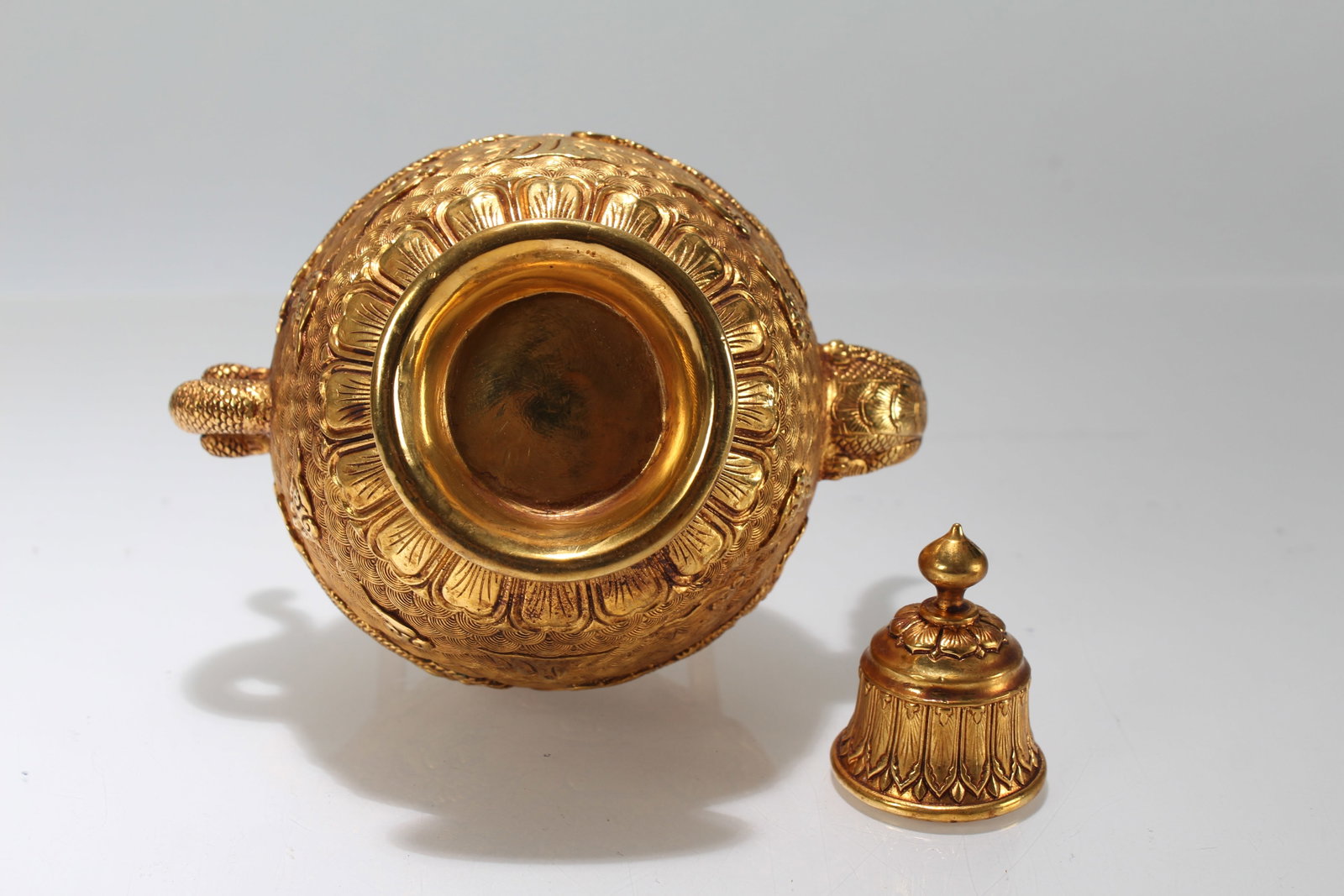 A Chinese High-handled Fortune Gilt Tea Pot - 7