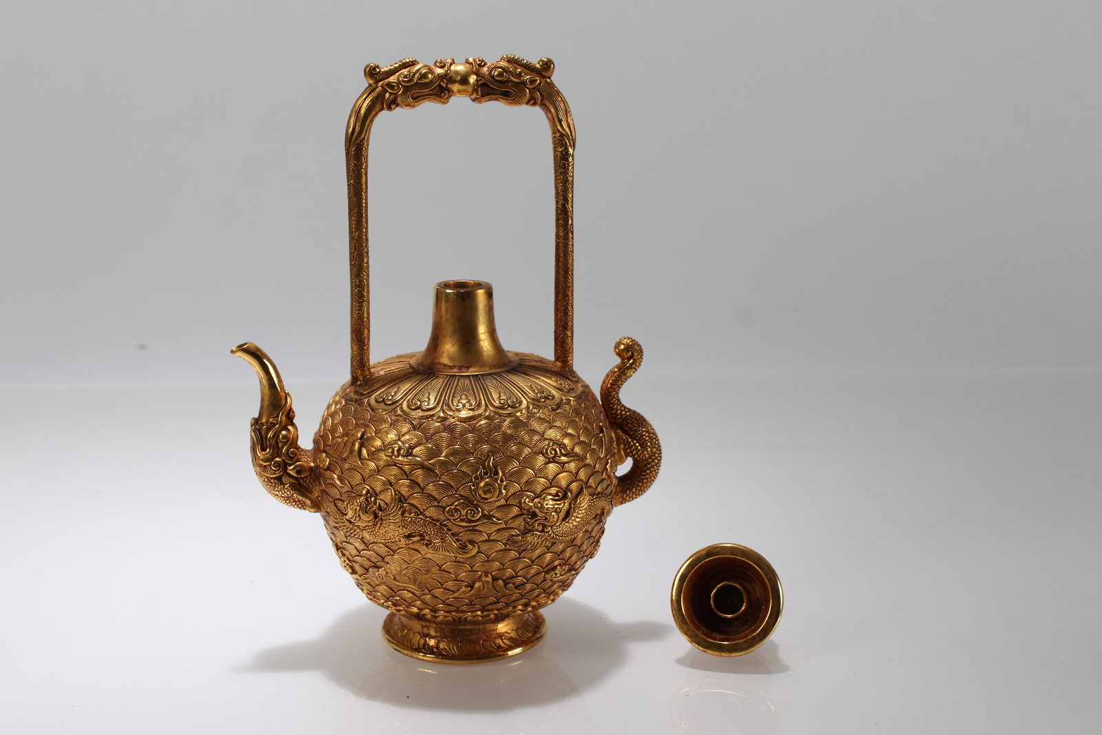 A Chinese High-handled Fortune Gilt Tea Pot - 8