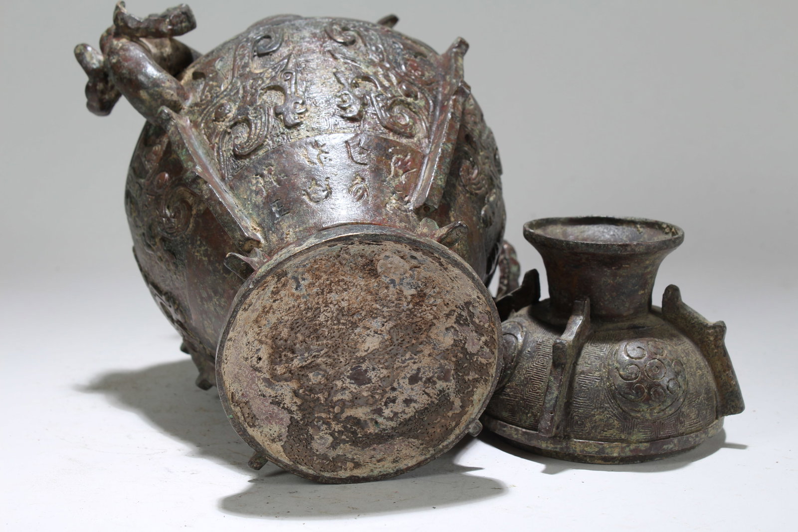 Chinese Bronze Vessel - 6