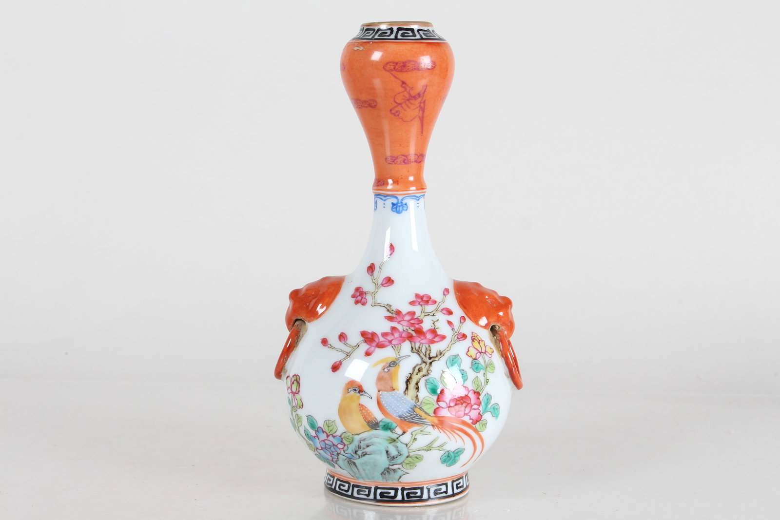 A Chinese Duo-handled Nature-sceen Porcelain Vase: A Chinese Duo-handled Nature-sceen Porcelain Vase . Height: 7.75 (inch).