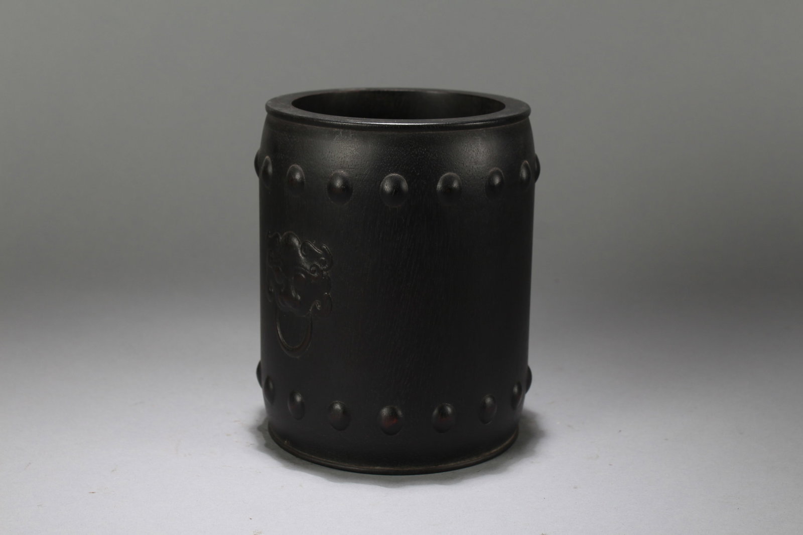 A Chinese Vividly-detailed Wooden Brush Pot: A Chinese Vividly-detailed Wooden Brush Pot. Height : 6 (inch). Opening Diameter : 5 (inch).