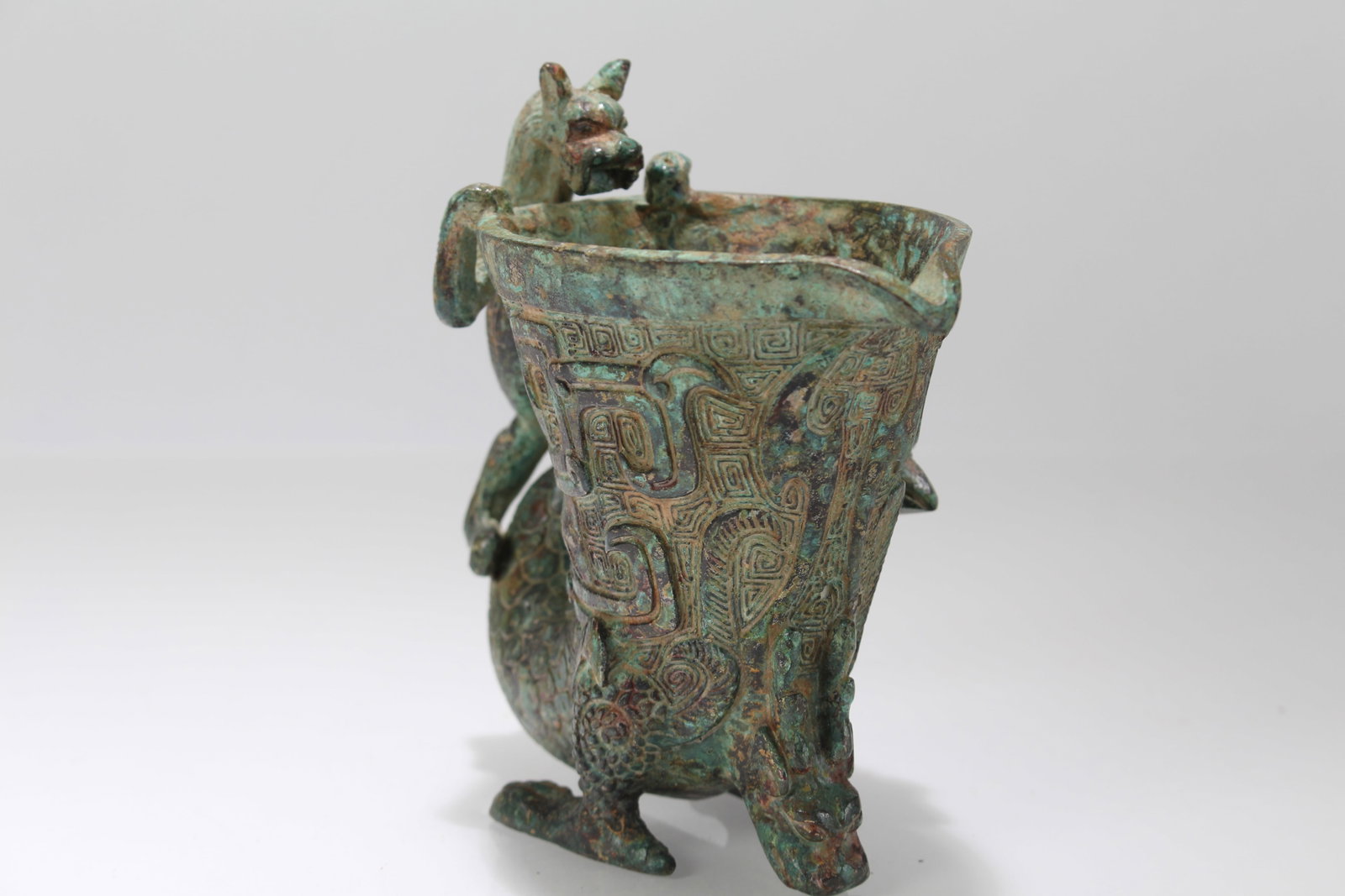 A Chinese Anicent-framing Bronze Vessel - 4