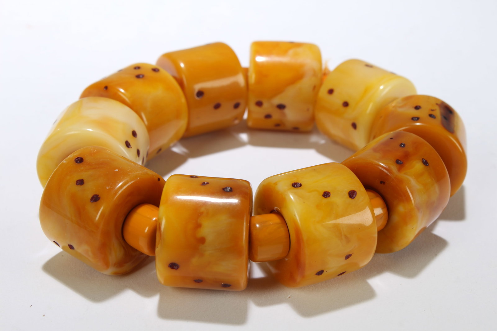 A Chinese Bracelet Display: A Chinese Bracelet Display . Length: 9 (inch). Opening Diameter: 1 (inch).
