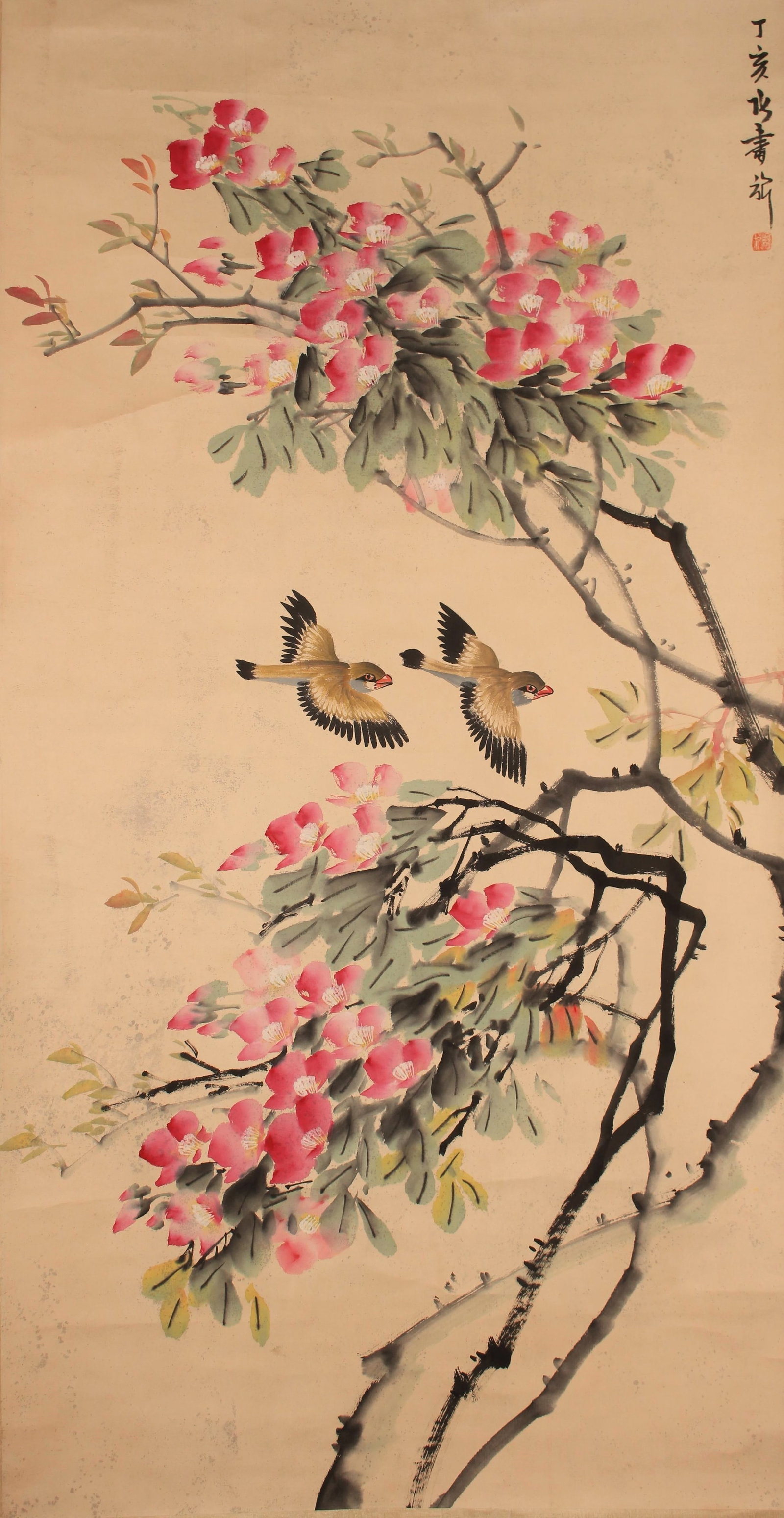 A Chinese Vividly-detailed Nature-sceen Fortune Scroll: A Chinese Vividly-detailed Nature-sceen Fortune Scroll . Length: 50(inch). Width: 25 (inch).