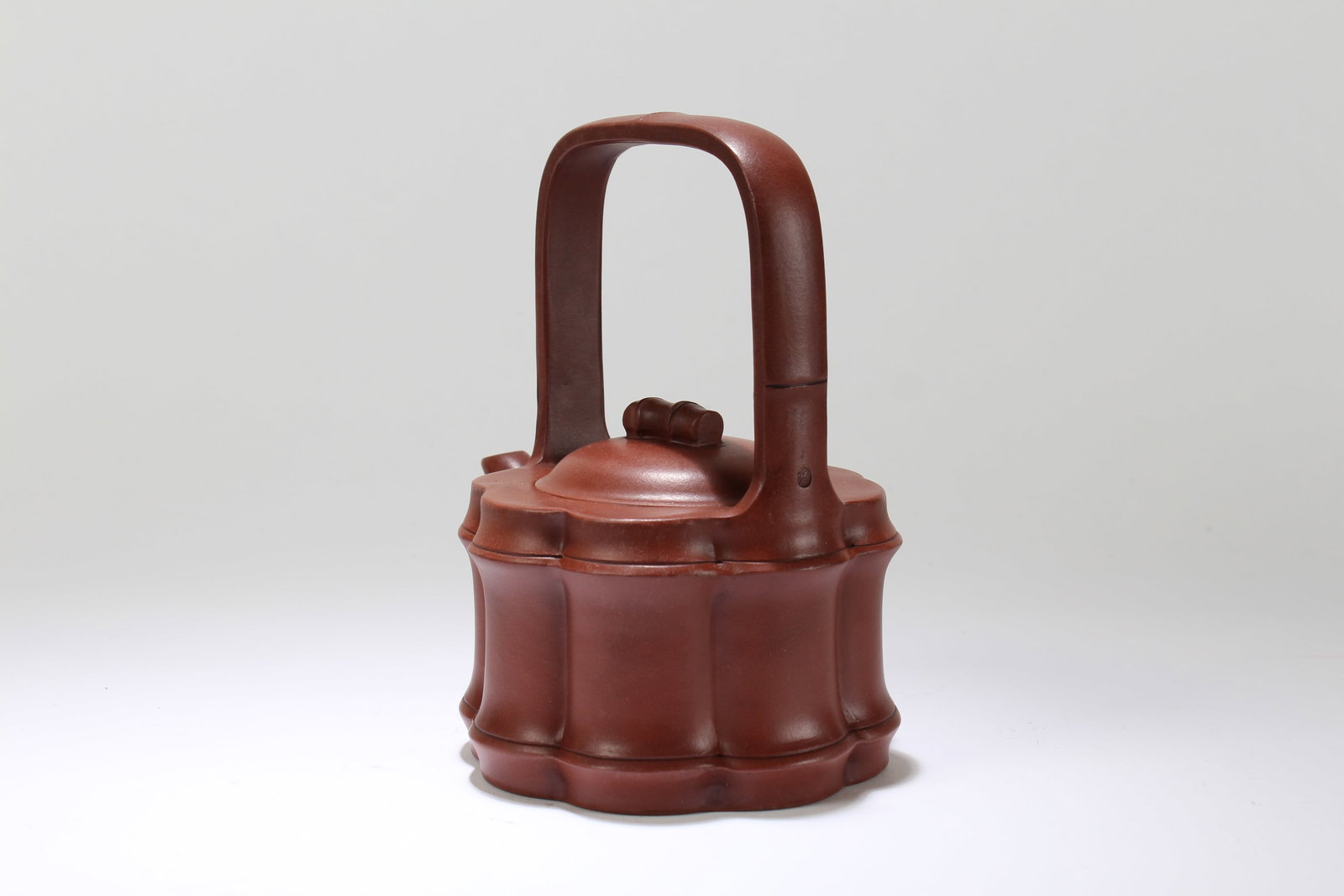 A Chinese High-handled Multi-layer Fortune Tea Pot - 3