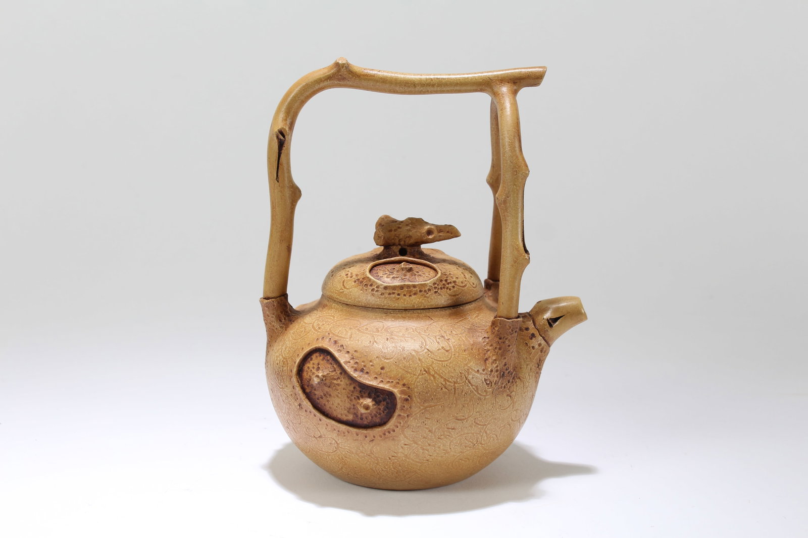 A Chinese Peanut-fortune High-handled Tea Pot - 2