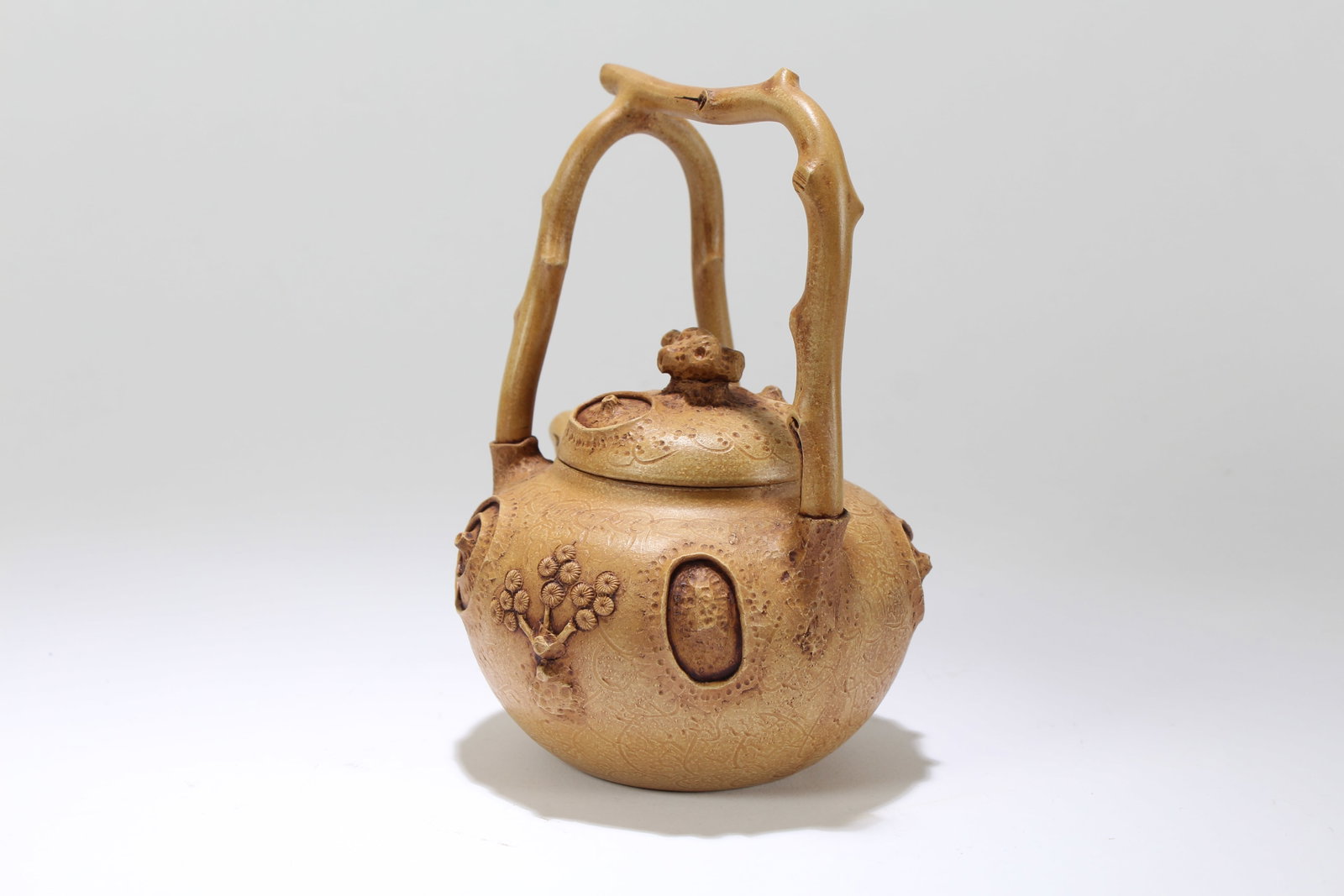 A Chinese Peanut-fortune High-handled Tea Pot - 3