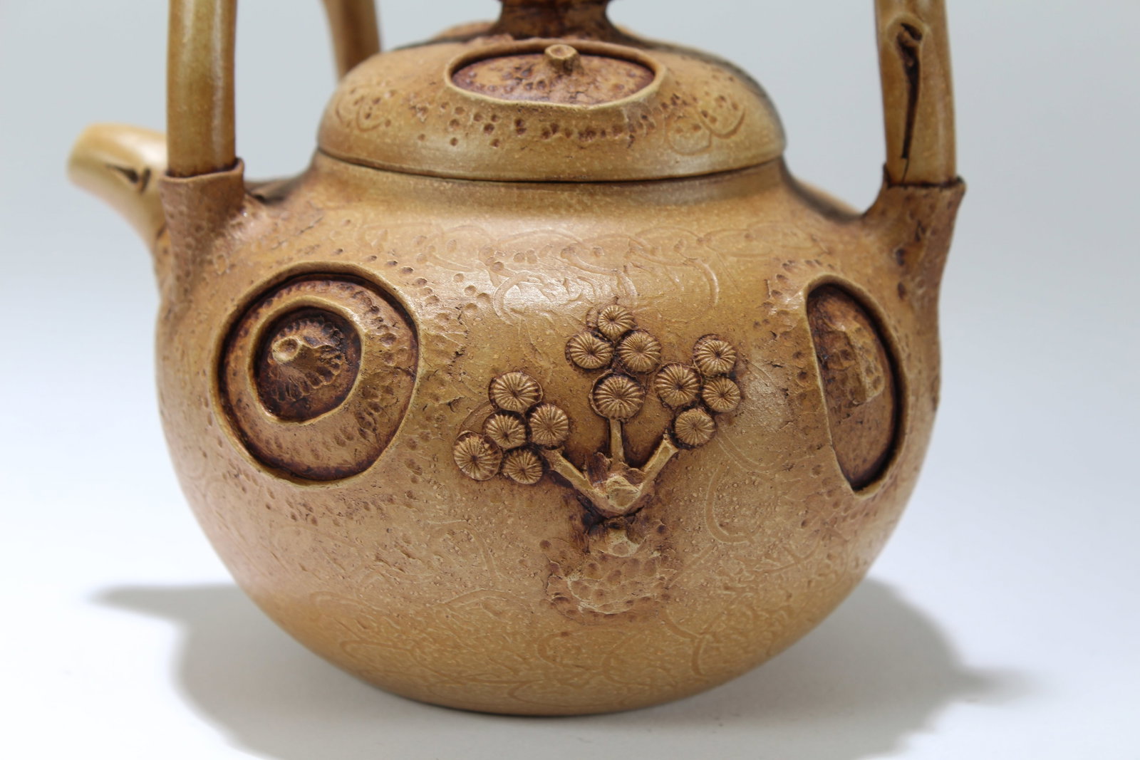 A Chinese Peanut-fortune High-handled Tea Pot - 7