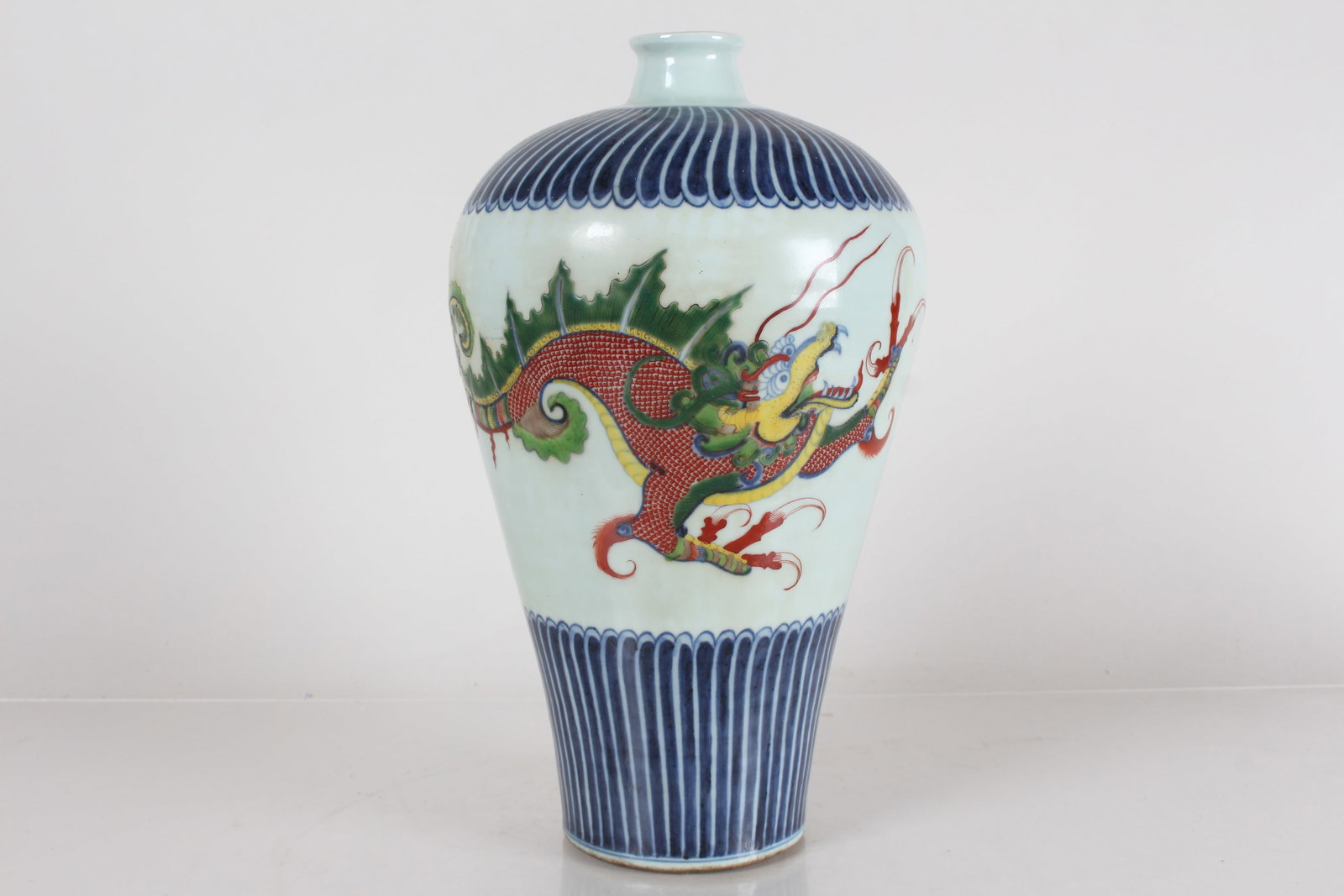 A Chinese Dragon-decorating Fortune Porcelain Vase: A Chinese Dragon-decorating Fortune Porcelain Vase . Height: 12.75 (inch).