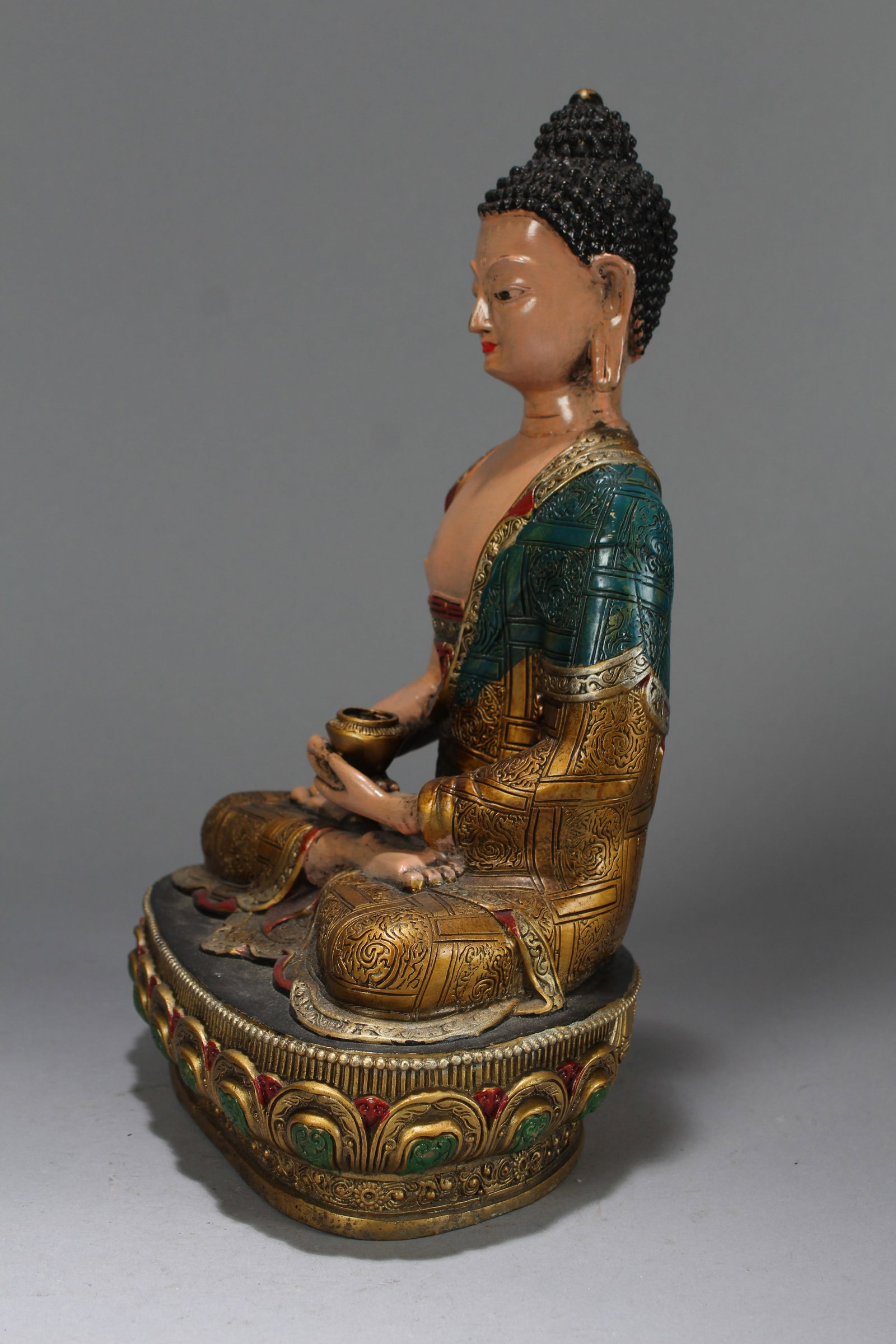 A Chinese Jewellery-plated Religious Fortune Buddha Statue - 3
