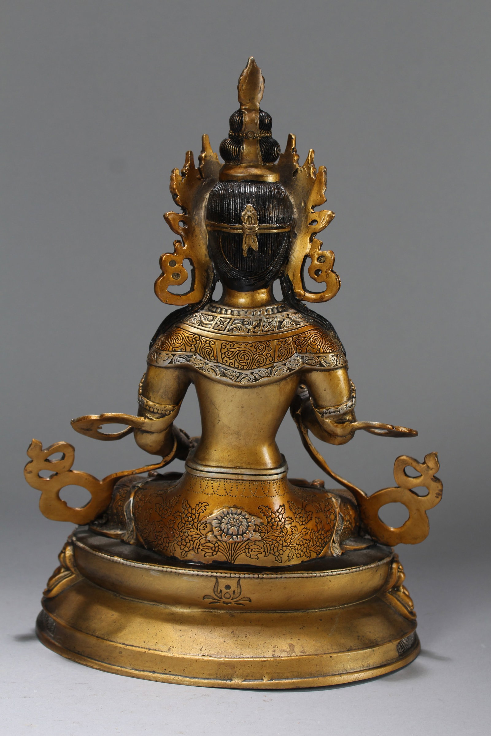 A Chinese Religious Fortune Buddha Statue - 3