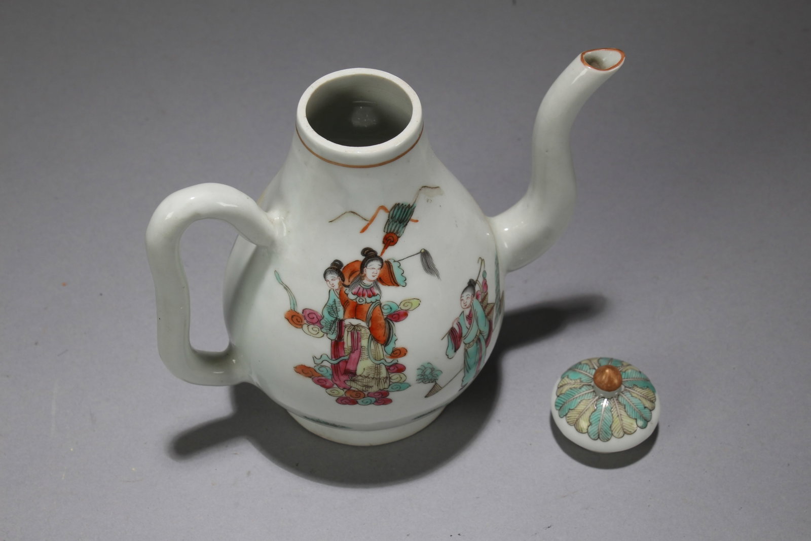 A Chinese Fortune Porcelain Ewer - 6