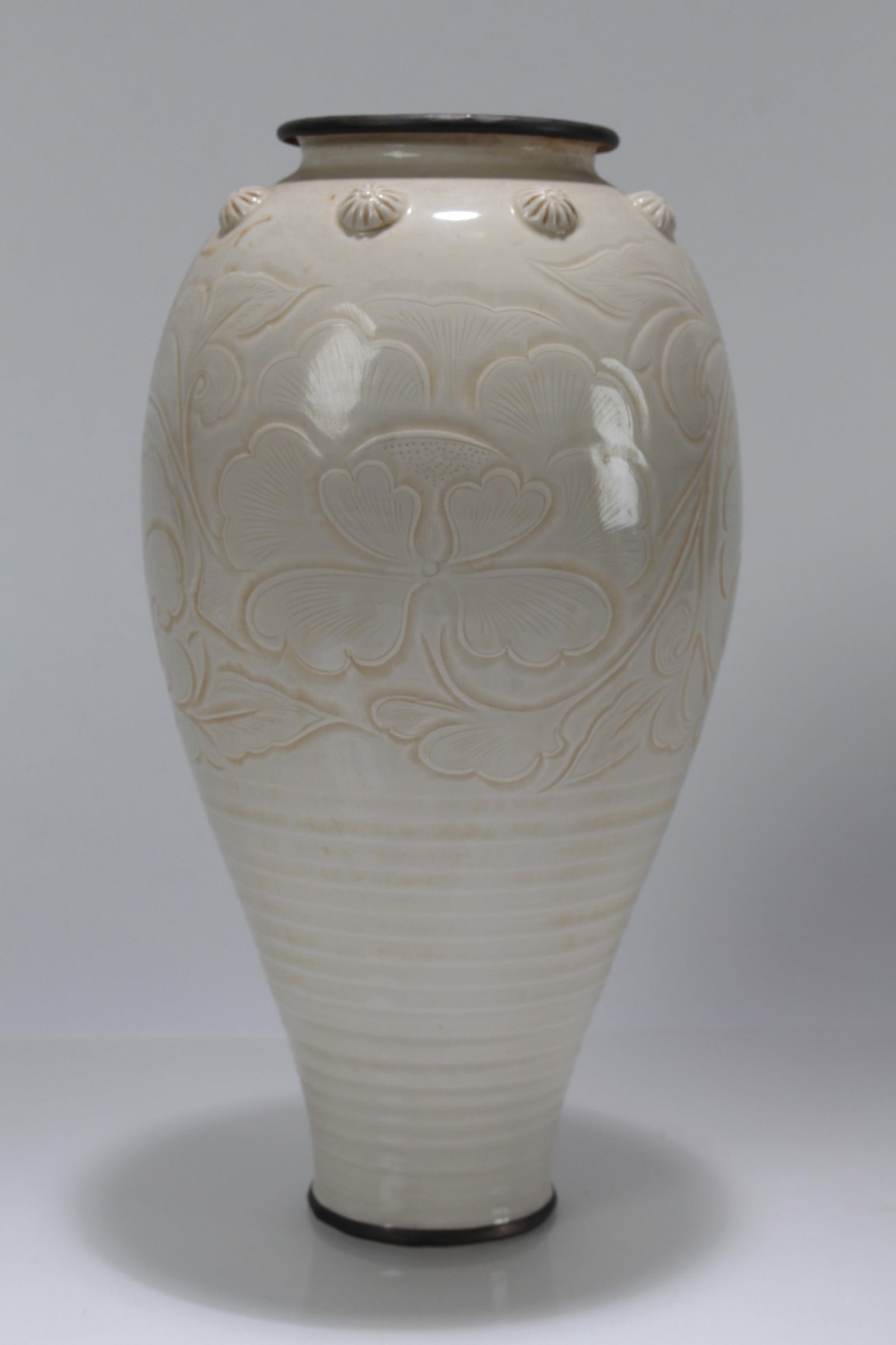 A Chinese White-coding Anicent-framing Porcelain Fortune Vase - 4
