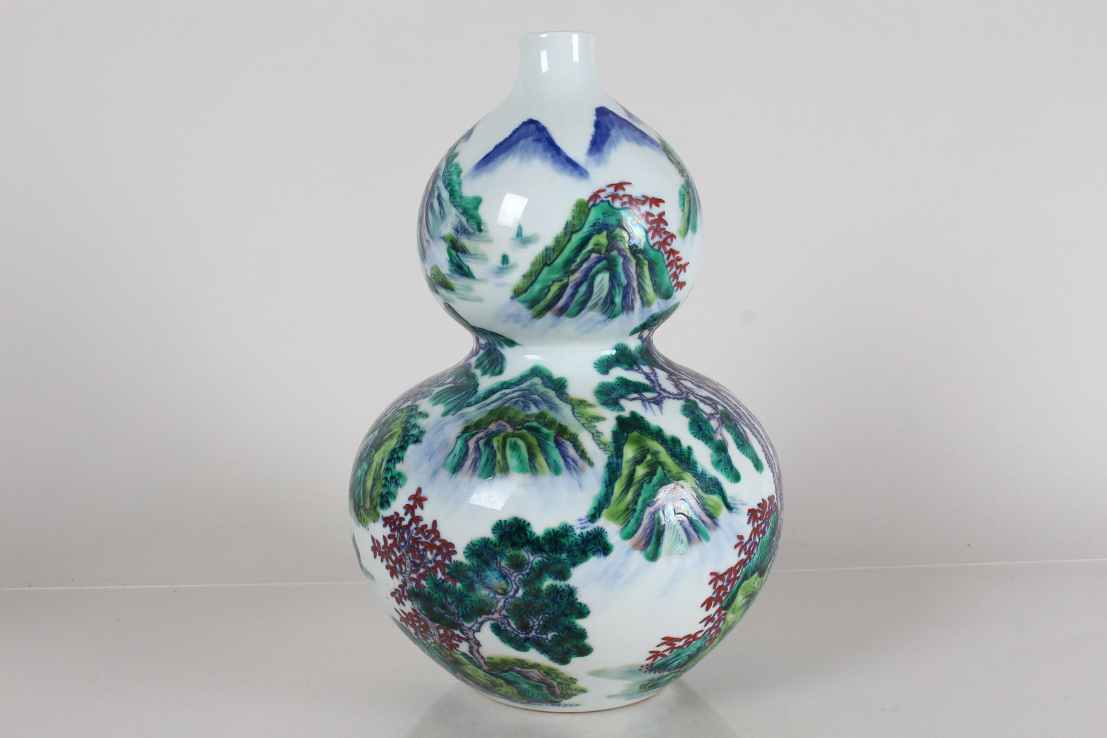 A Chinese Calabash-fortune Nature-sceen Porcelain Fortune Vase: A Chinese Calabash-fortune Nature-sceen Porcelain Fortune Vase . Height: 11.75 (inch).