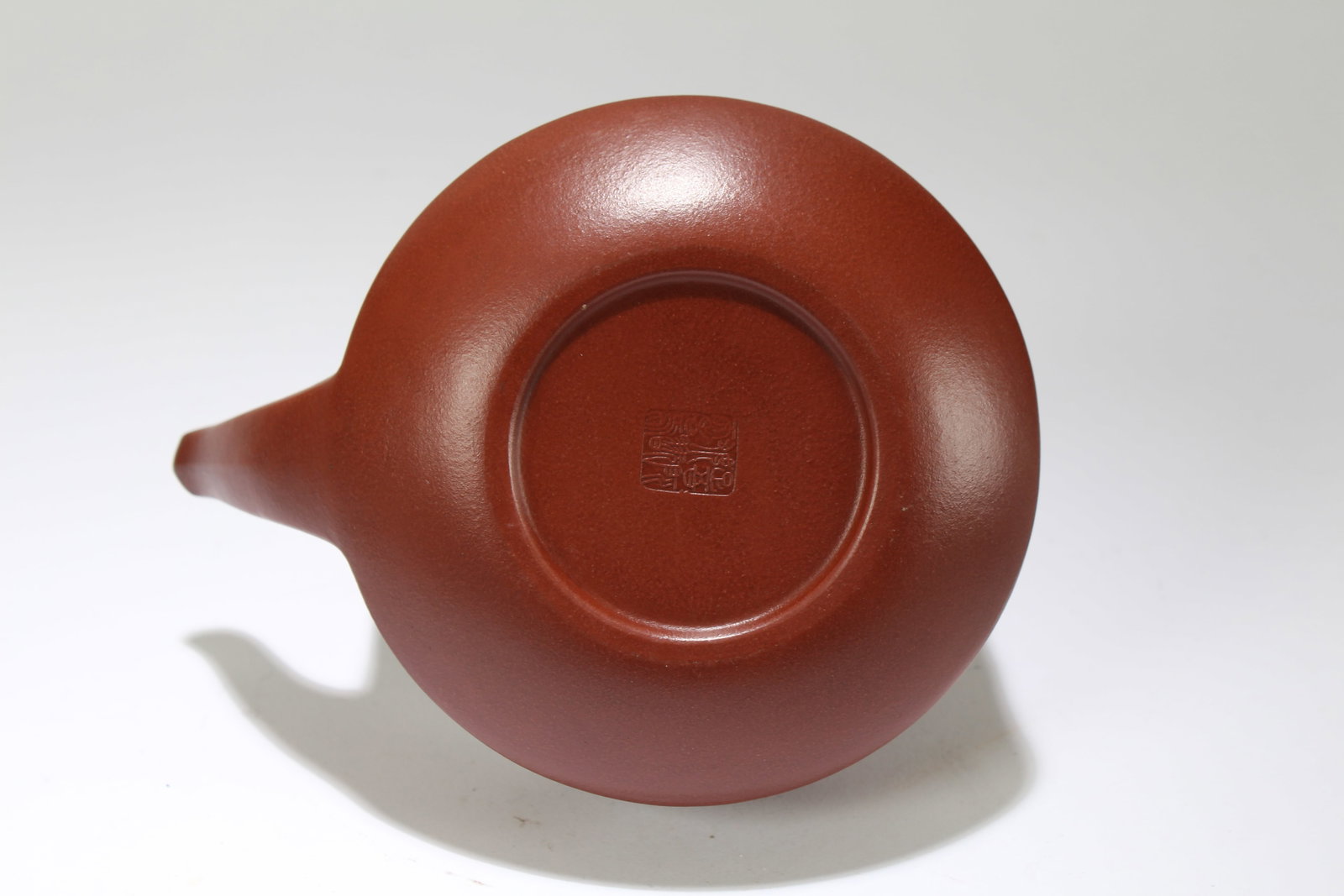 A Chinese Detailed Multi-layer Fortune High-handled Tea Pot - 6