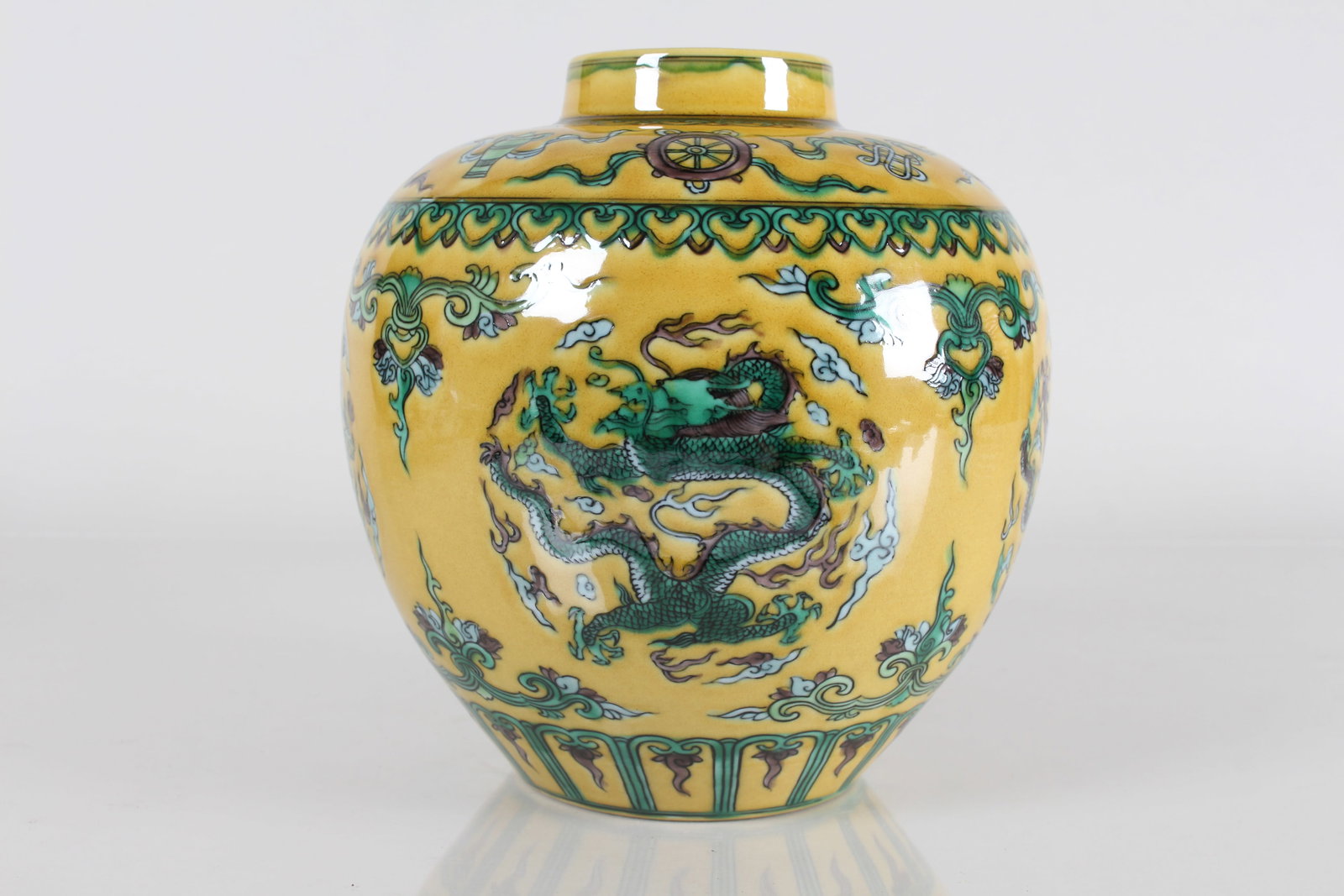 A Chinese Ancient-framing Dragon-decorating Porcelain Fortune Vase: A Chinese Ancient-framing Dragon-decorating Porcelain Fortune Vase . Height: 7.25 (inch).