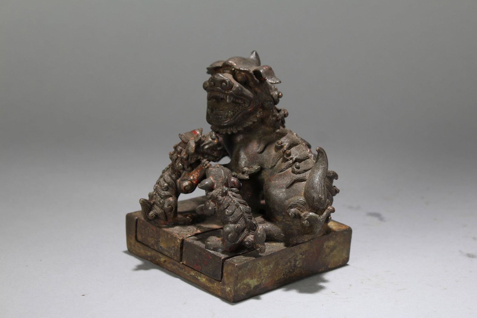 A Chinese Square-based Religious Myth-beast Statue - 4