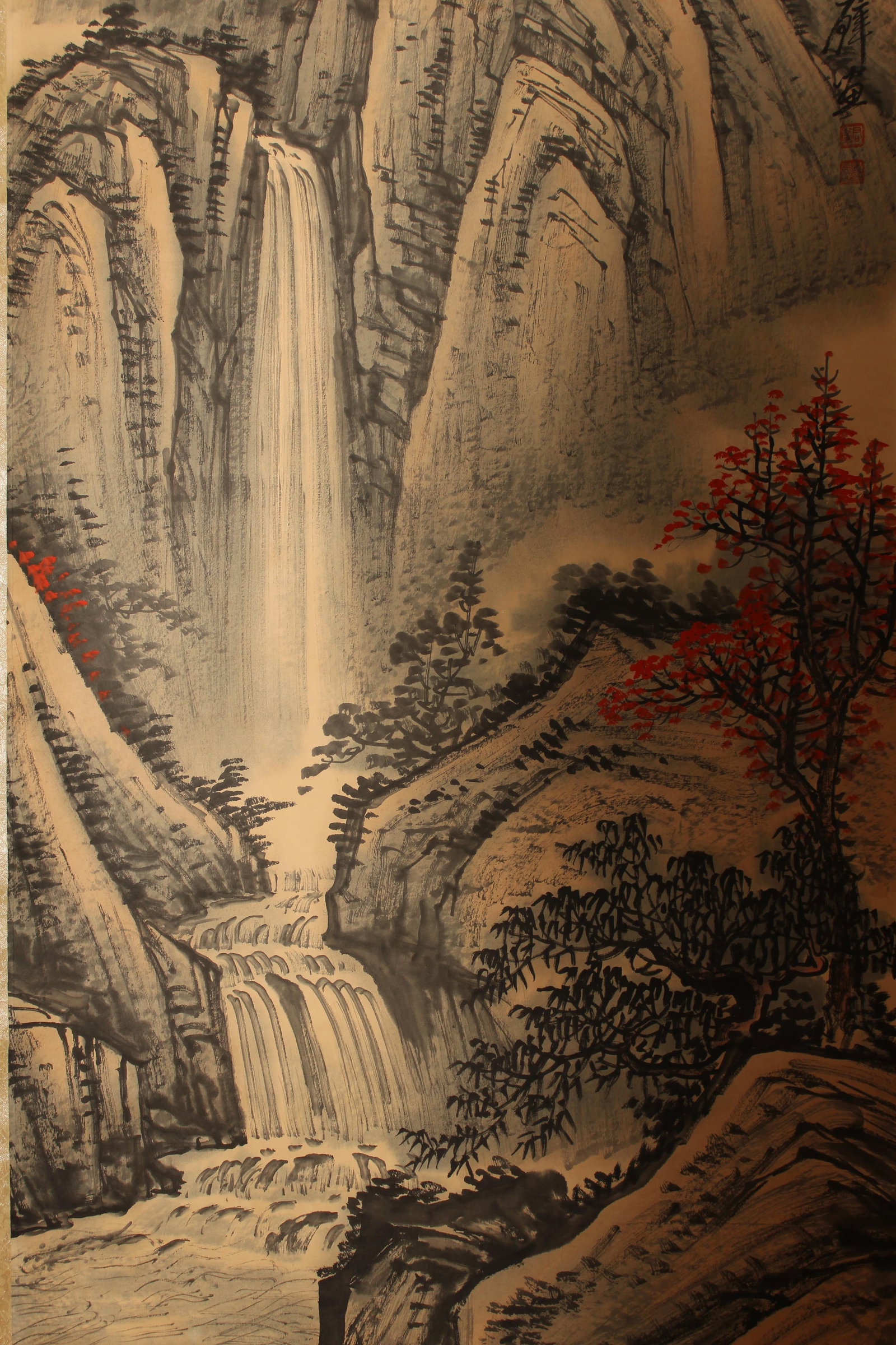 A Chinese Abstract-style Fortune Mountain-view Scroll - 2