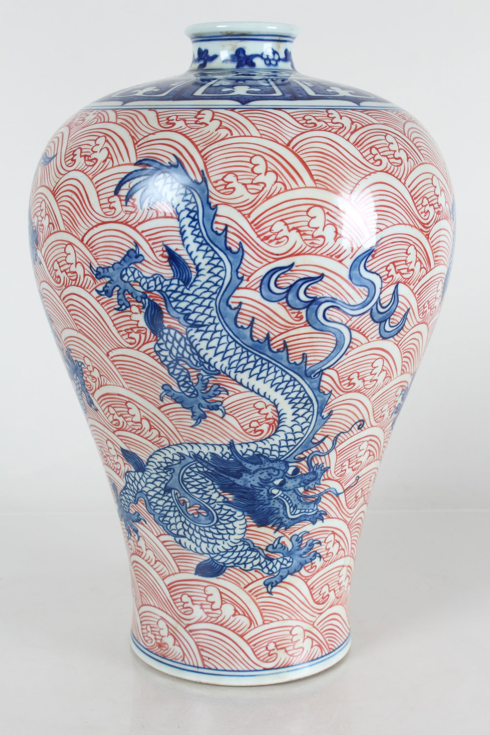A Chinese Pink-coding Porcelain Fortune Vase - 3