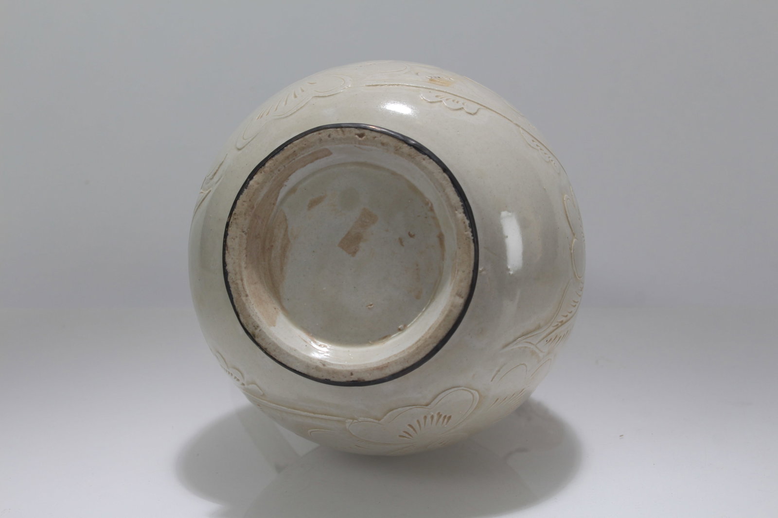 A Chinese White-coding Anicent-framing Porcelain Fortune Vase - 4