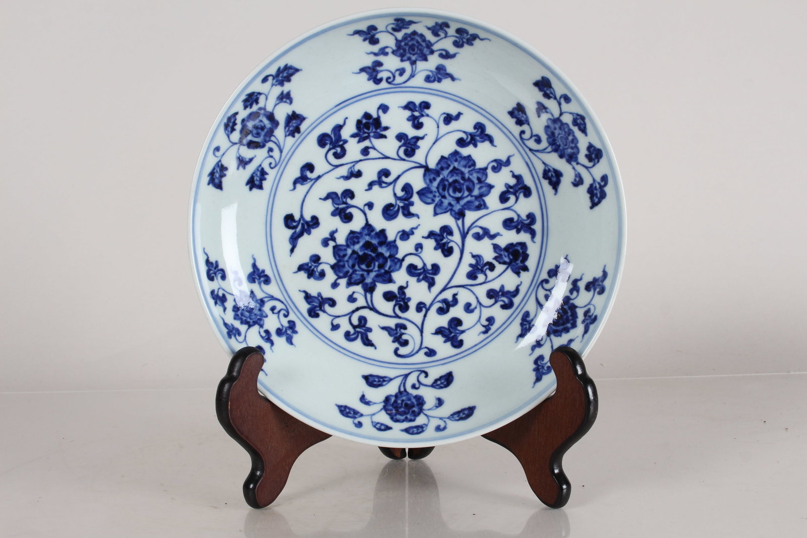 A Chinese Blue and White Flower-blossom Blue and White Porcelain Fortune Plate: A Chinese Blue and White Flower-blossom Blue and White Porcelain Fortune Plate. Opening Diameter: 8.75 (inch).