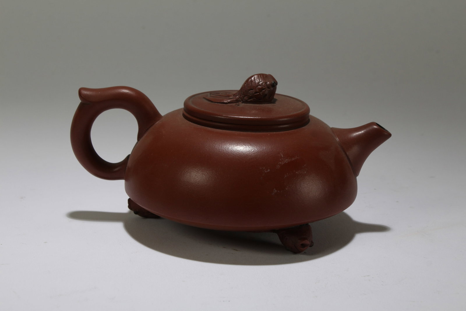 A Chinese Circular Lidded Tea Pot - 2