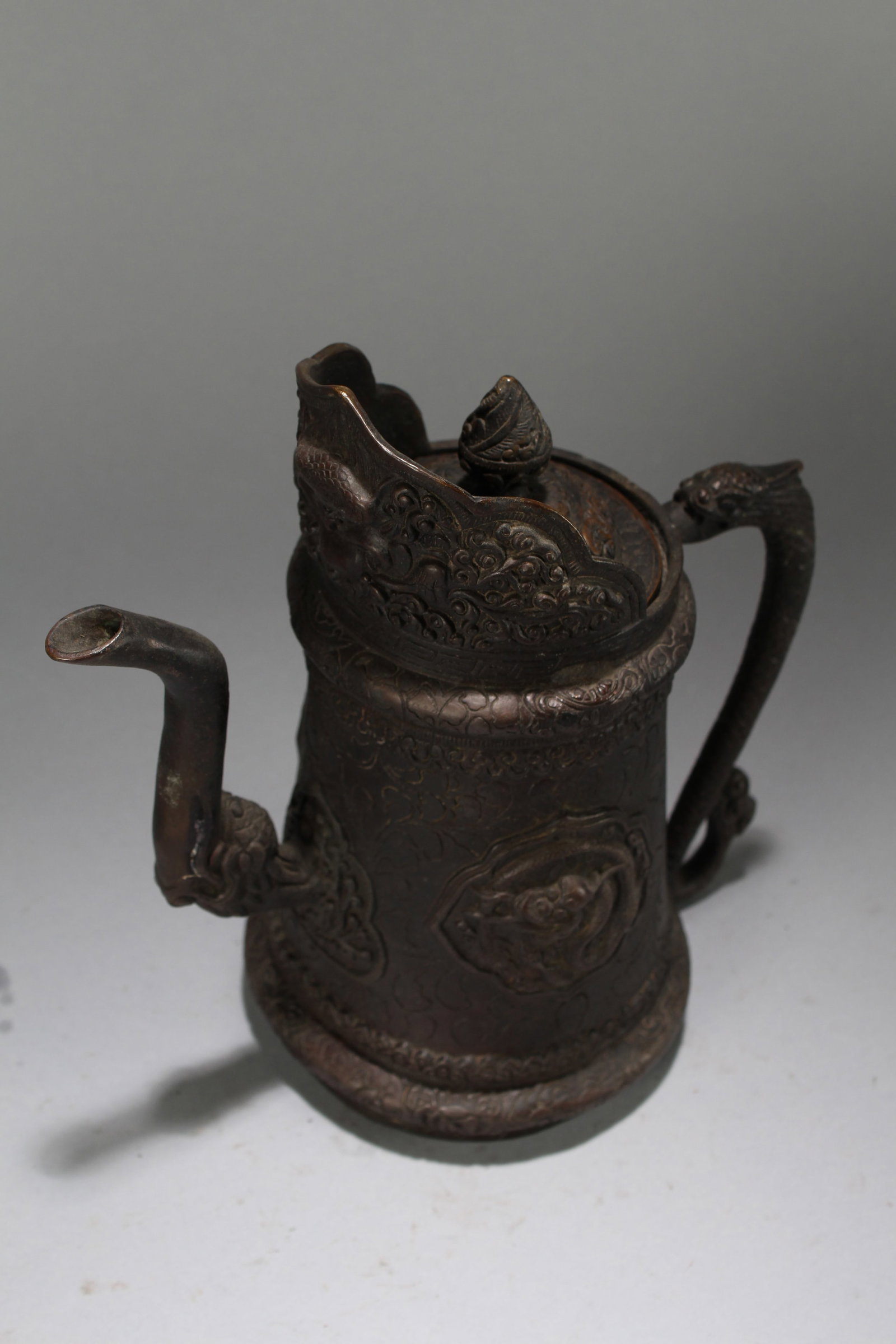 A Chinese Religious Fortune Ewer - 5