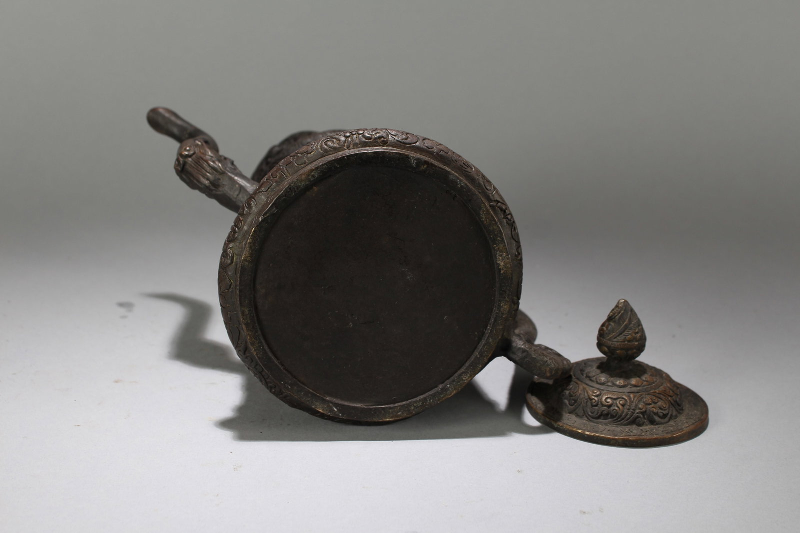 A Chinese Religious Fortune Ewer - 7