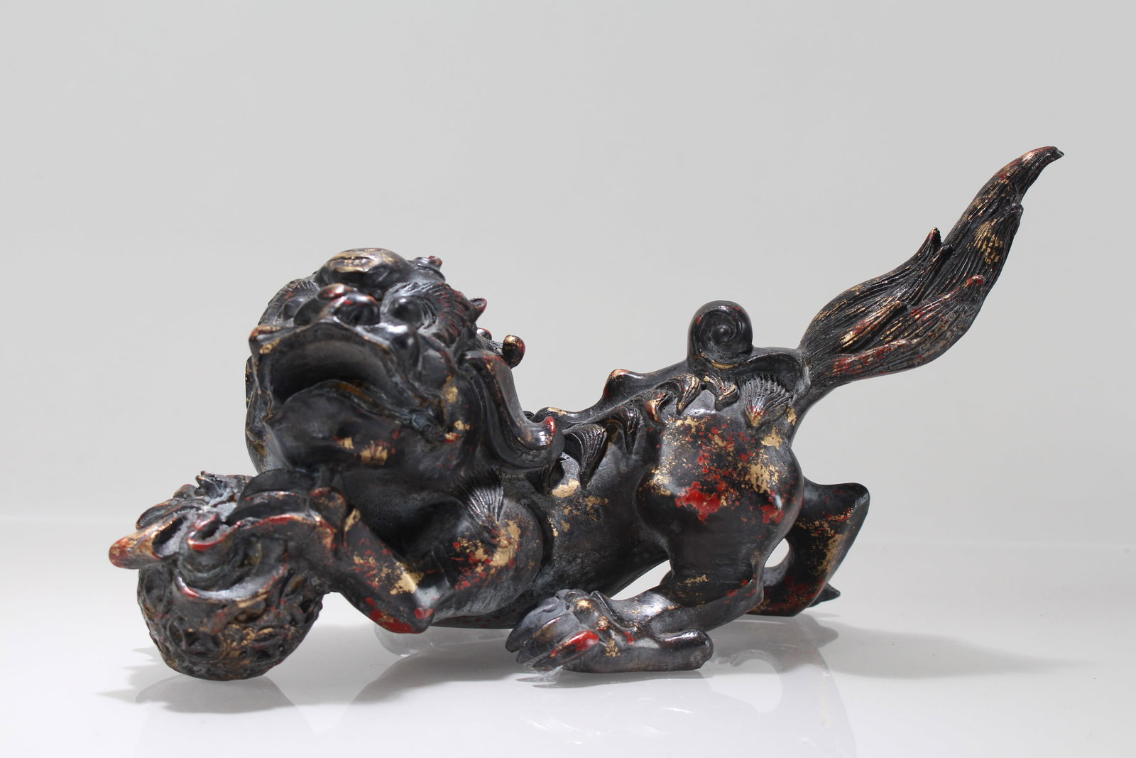 A Chinese Religious Myth-beast Buddha Statue: A Chinese Religious Myth-beast Buddha Statue. Height: 5.5 (inch). Length: 9 (inch). Width: 5 (inch).