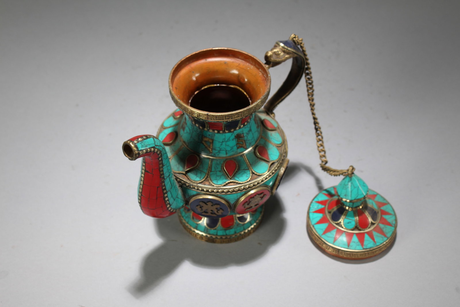 A Chinese Lidded Anicent-framing Fortune Ewer - 5