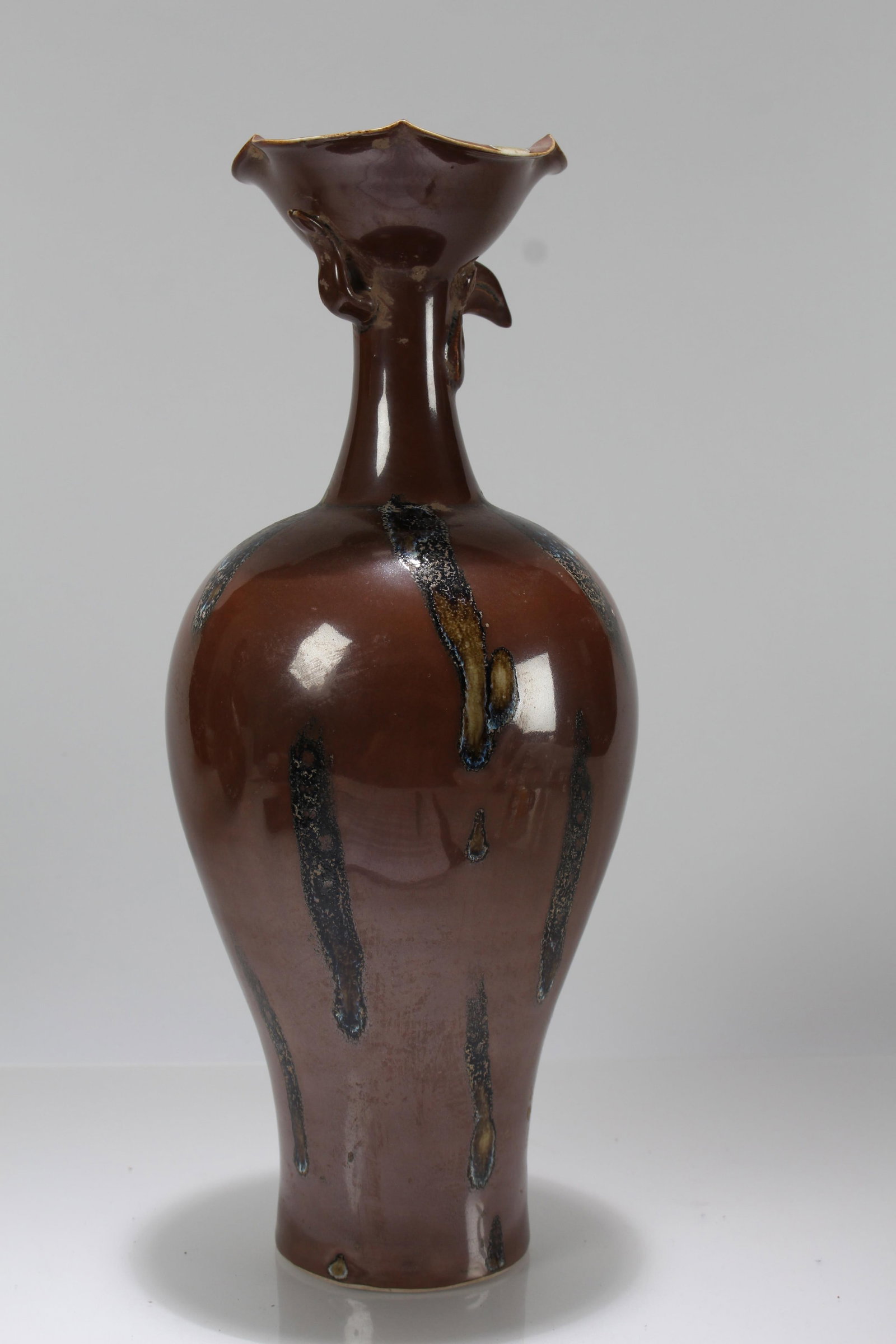 A Chinese Myth-beast Dark-coding Porcelain Fortune Vase - 3