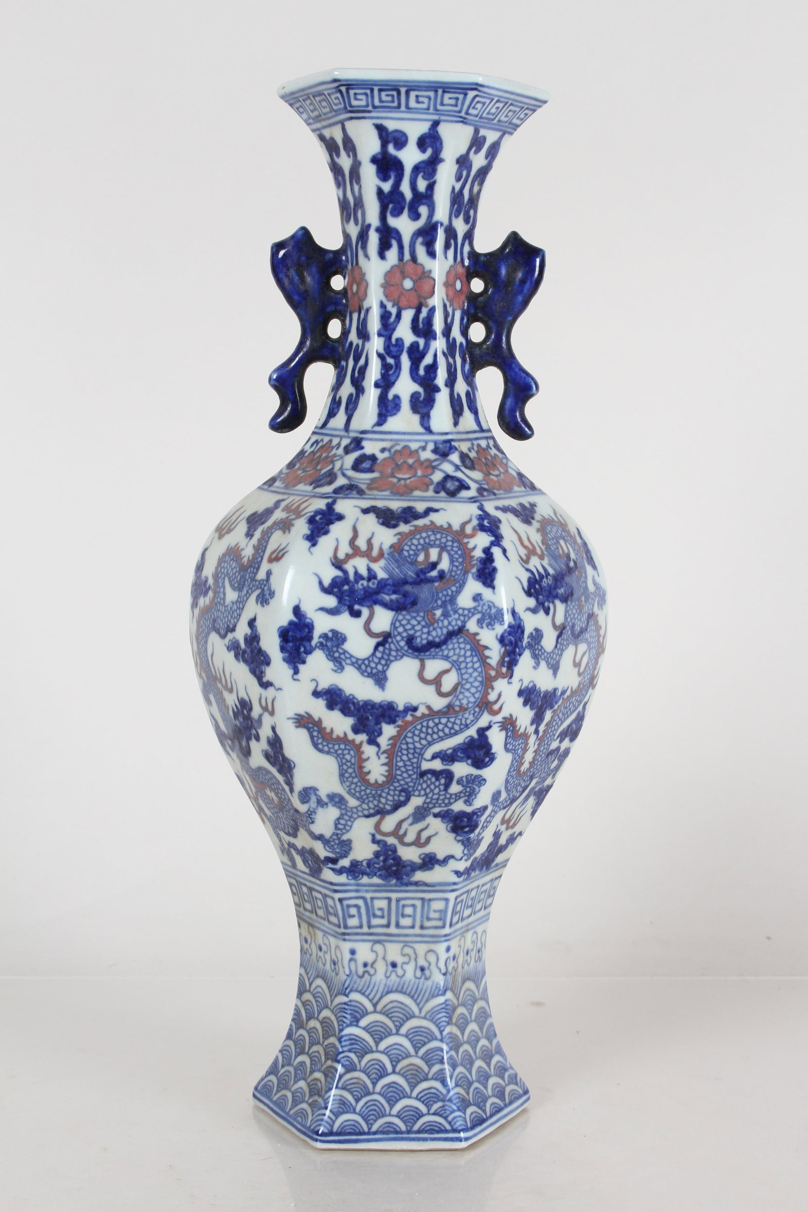 A Chinese Detailed Dragon-decorating Blue and White Porcelain Fortune Vase: A Chinese Detailed Dragon-decorating Blue and White Porcelain Fortune Vase . Height: 14.25 (inch).