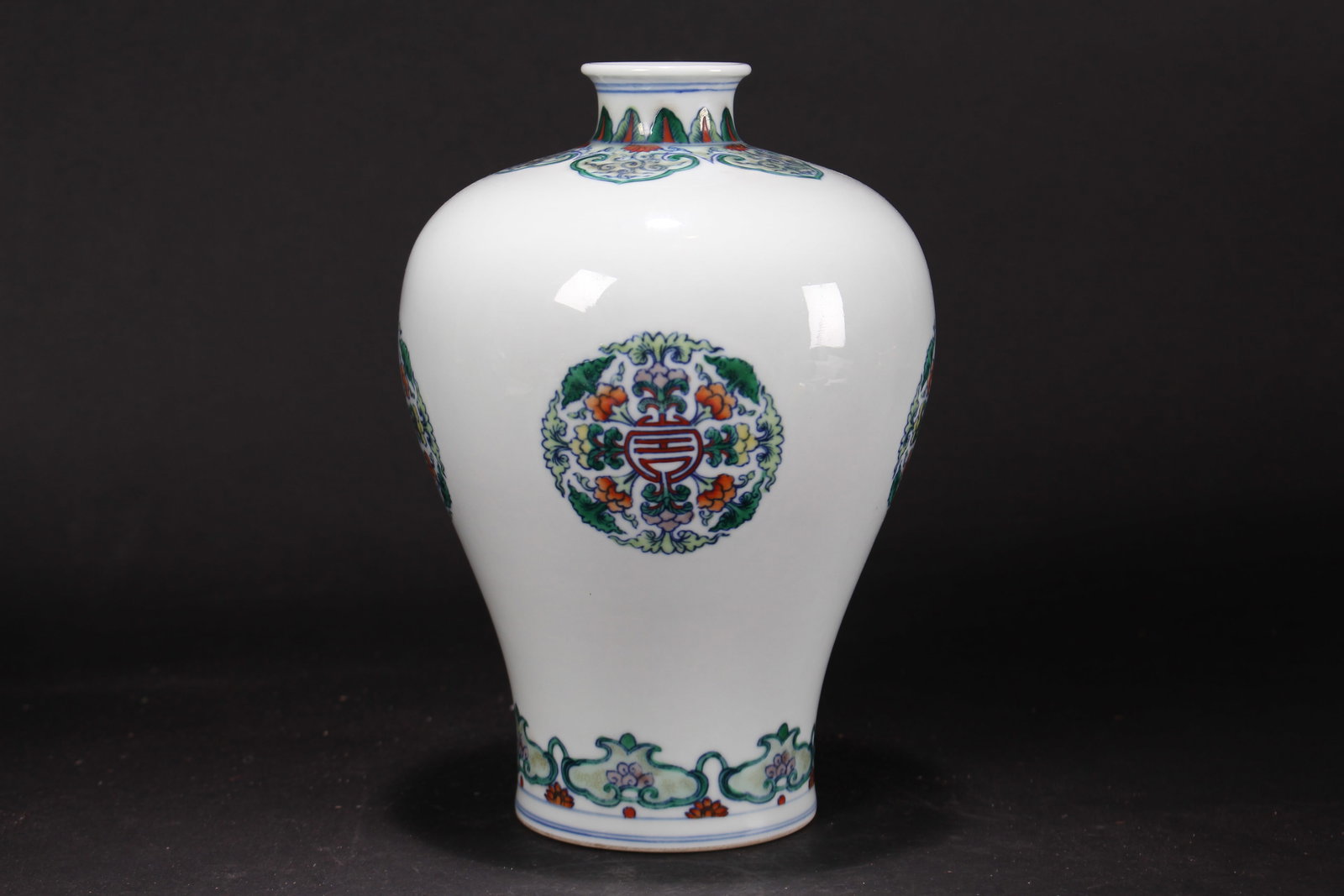 A Chinese Longlife-symbol Porcelain Fortune Vase: A Chinese Longlife-symbol Porcelain Fortune Vase . Height: 8.25 (inch). Opening Diameter: 1.75 (inch).