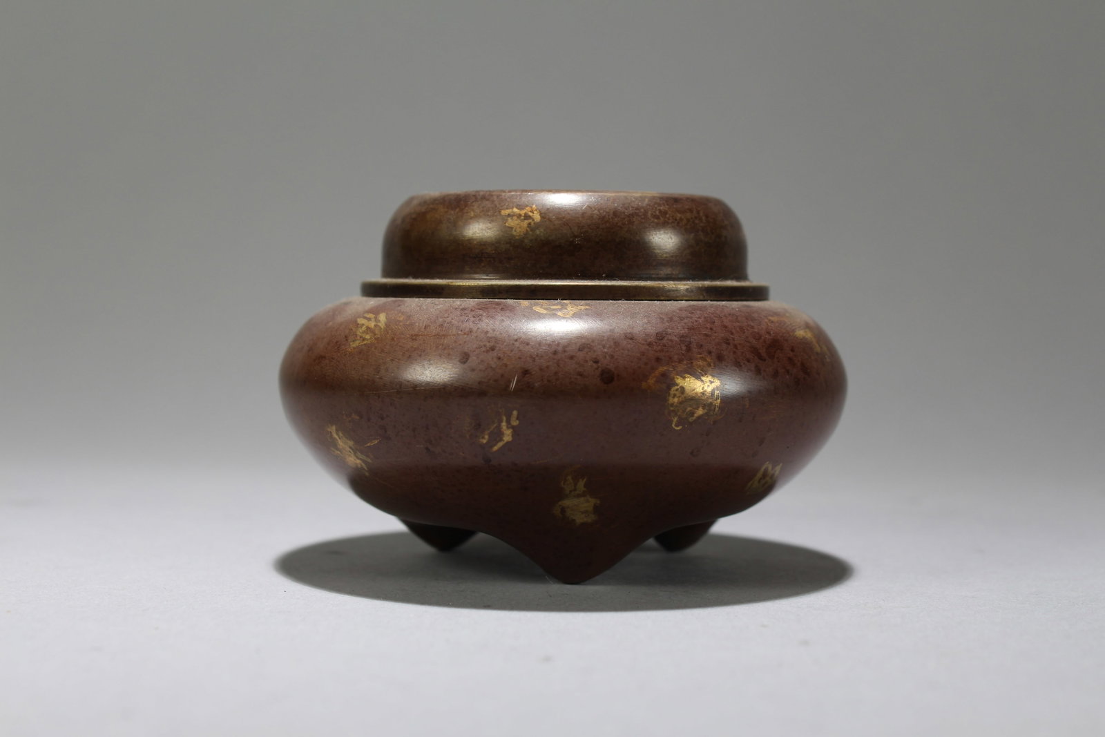 A Chinese Lidded Fortune Censer - 2
