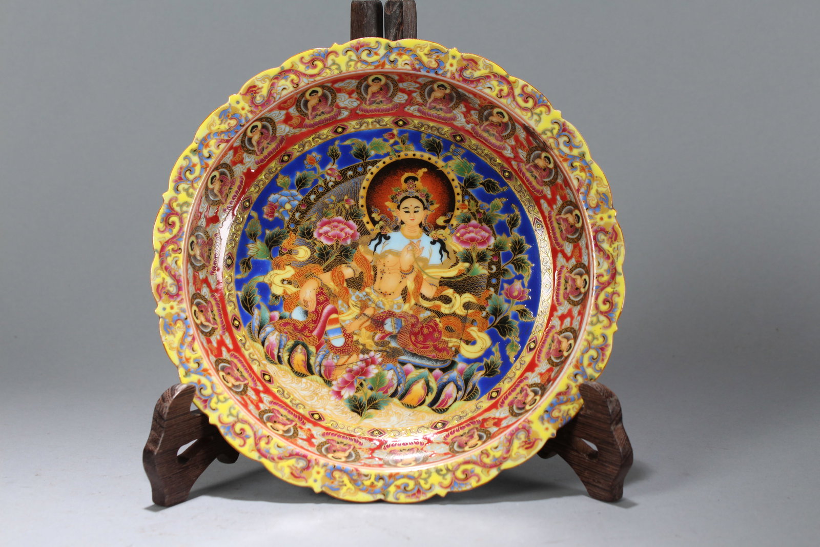A Chinese Vividly-detailed Circular Religious Buddha Fortune Porcelain Plate: A Chinese Vividly-detailed Circular Religious Buddha Fortune Porcelain Plate. Height: 2 (inch). Opening Diameter: 9 (inch)