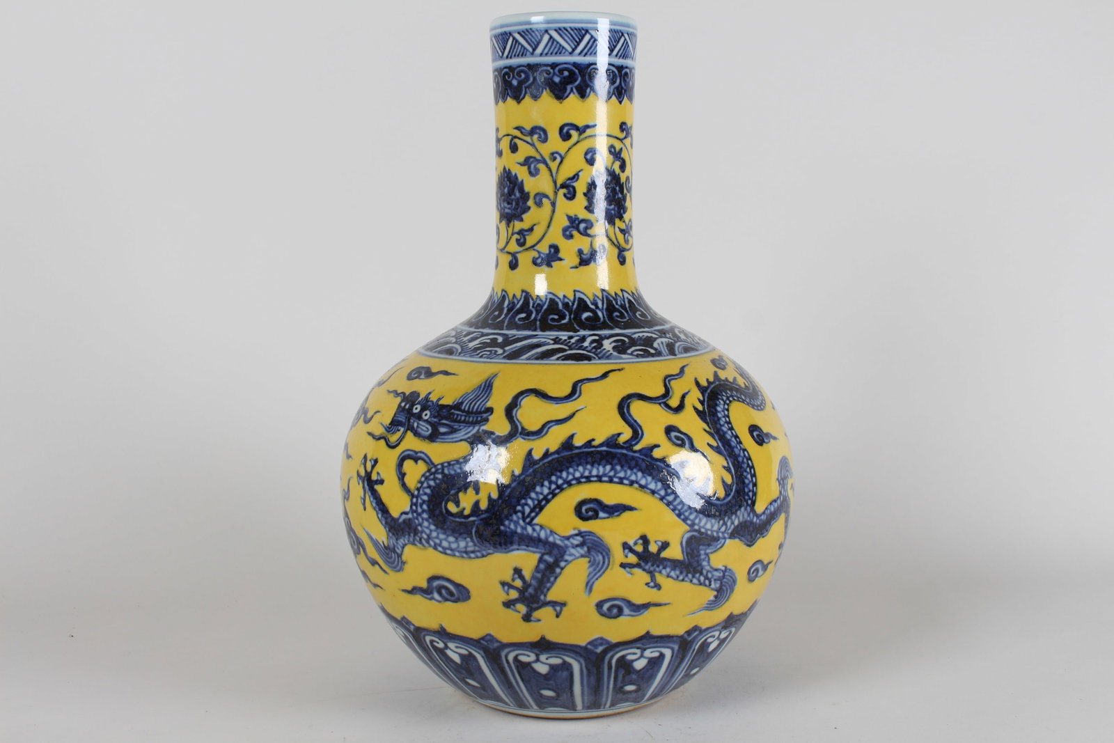 A Chinese Yellow-coding Dragon-decorating Fortune Porcelain Vase - 2