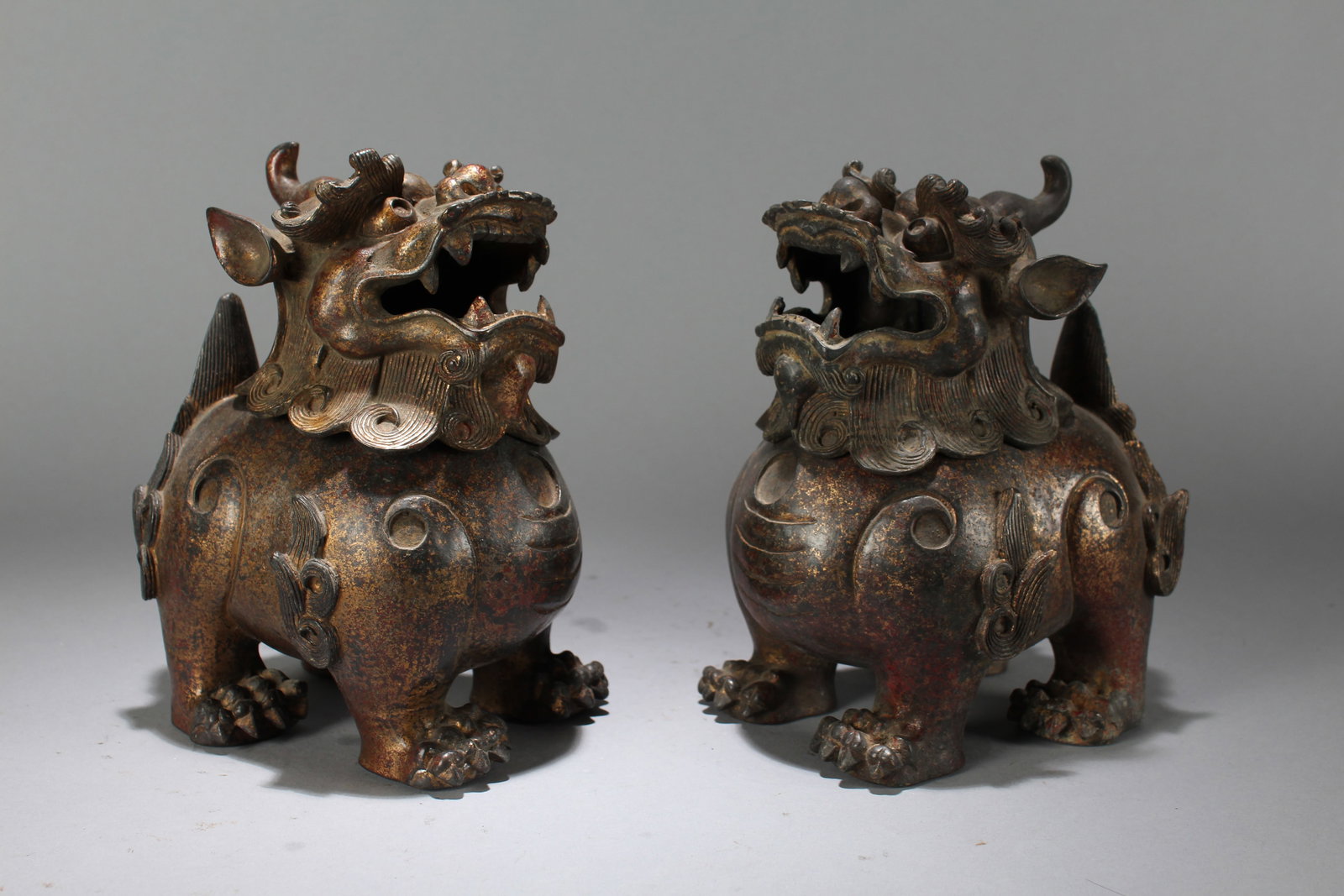 Collection of Chinese Anicent-framing Vividly-detailed Myth-beast Statues: Collection of Chinese Anicent-framing Vividly-detailed Myth-beast Statues. Height : 8.25 (inch). Width : 7 (inch). Length : 4.25 (inch).