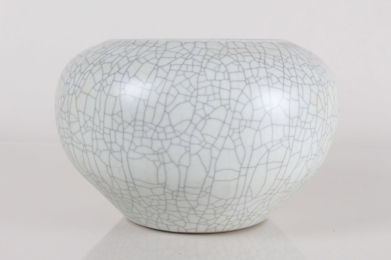 A Chinese Circular Crackglaze Porcelain Fortune Vase: A Chinese Circular Crackglaze Porcelain Fortune Vase . Height: 5 (inch).