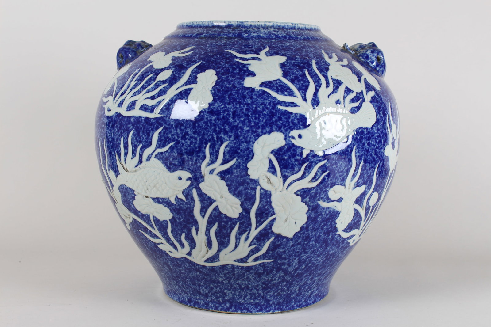A Chinese Aqua-theme Blue-coding Porcelain Fortune Vase - 4