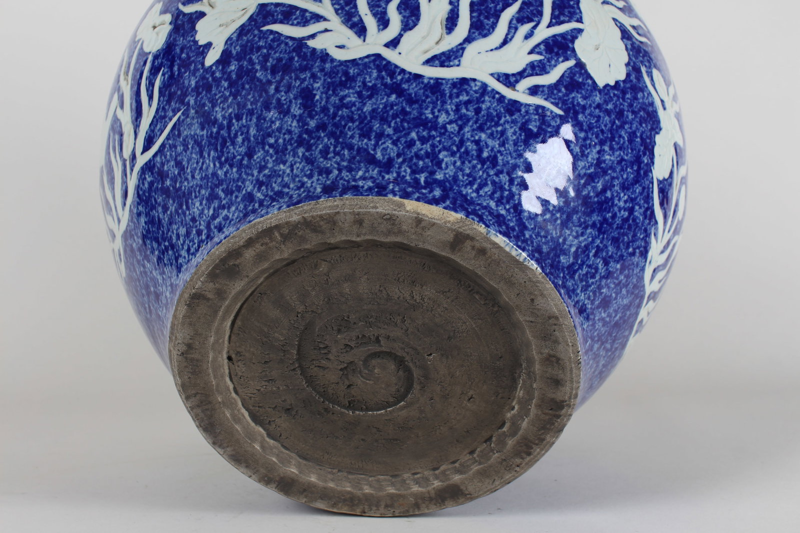 A Chinese Aqua-theme Blue-coding Porcelain Fortune Vase - 6