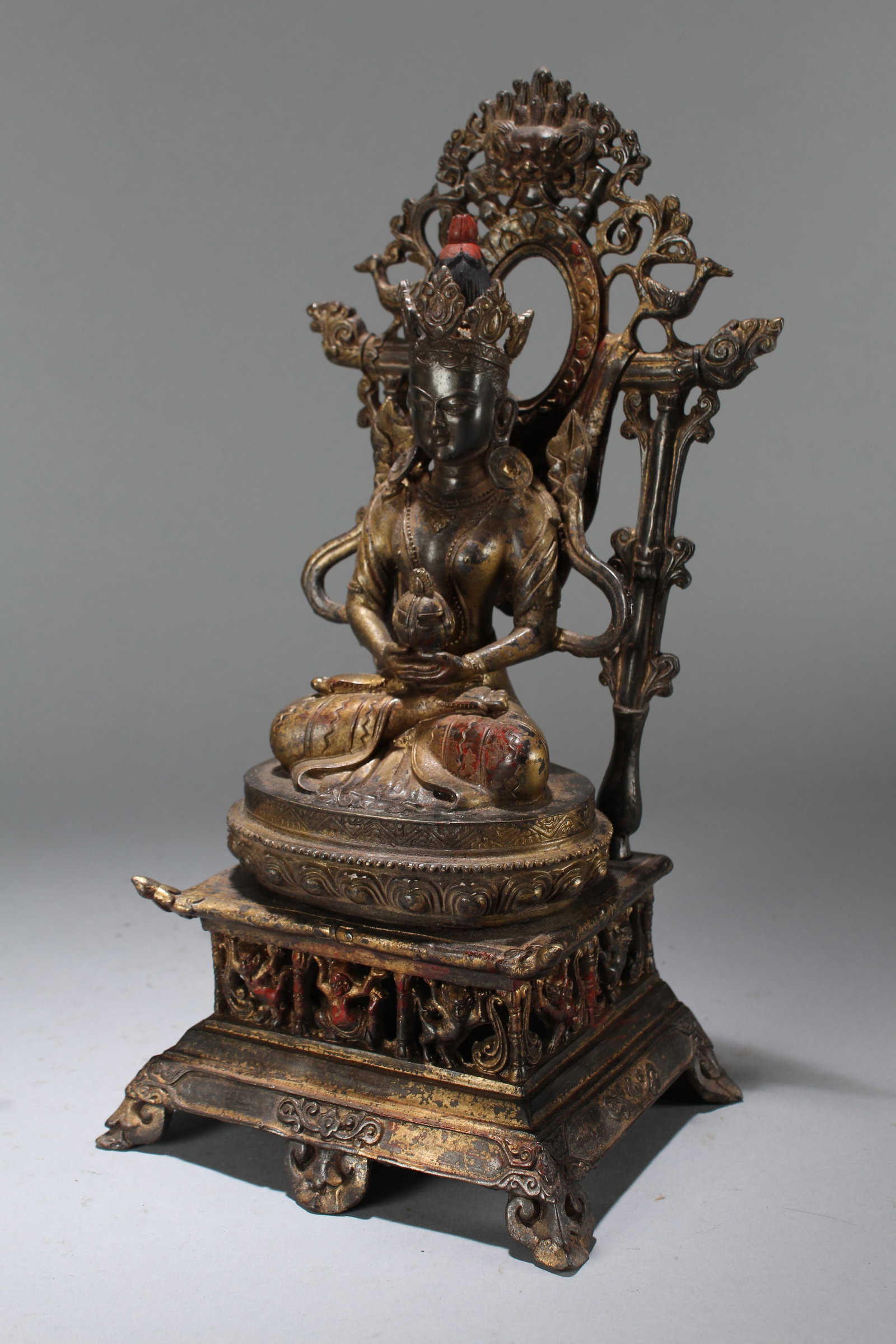 A Chinese Religious Fortune Buddha Statue - 4