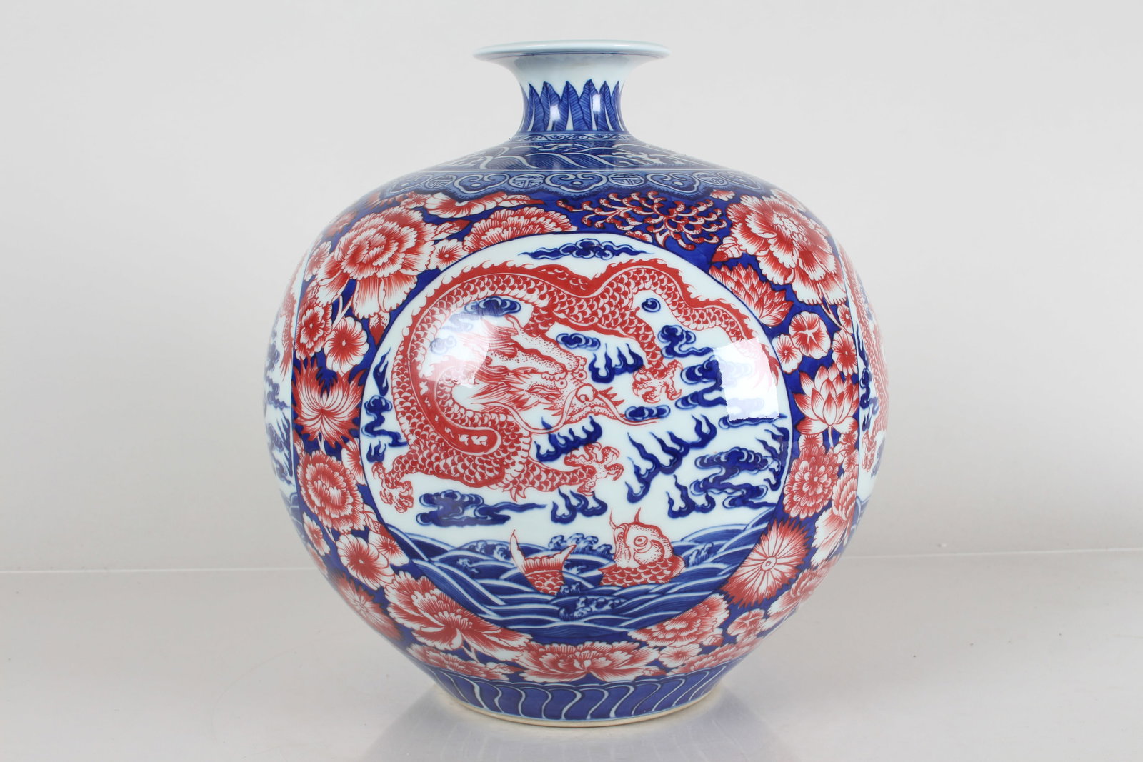 A Chinese Dragon-decorating Detailed Flower-blossom Porcelain Fortune Vase: A Chinese Dragon-decorating Detailed Flower-blossom Porcelain Fortune Vase . Height: 11.75 (inch).