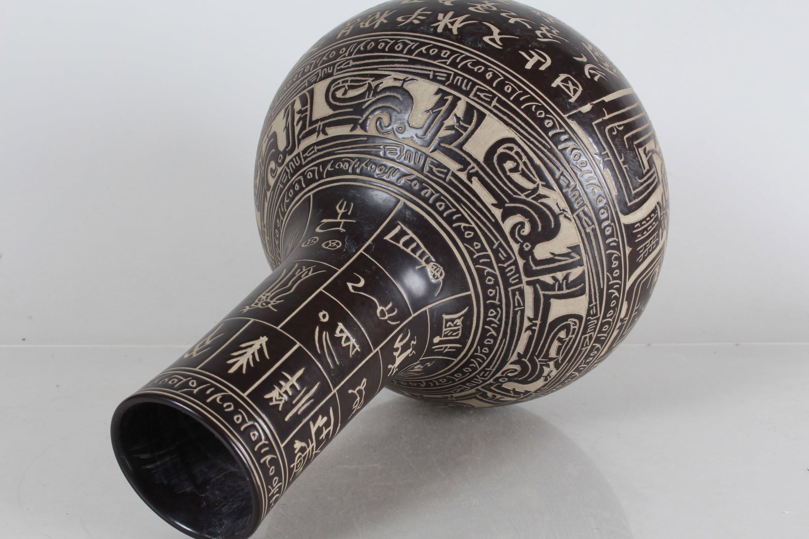 A Chinese Ancient-framing Black-coding Porcelain Fortune Vase - 5