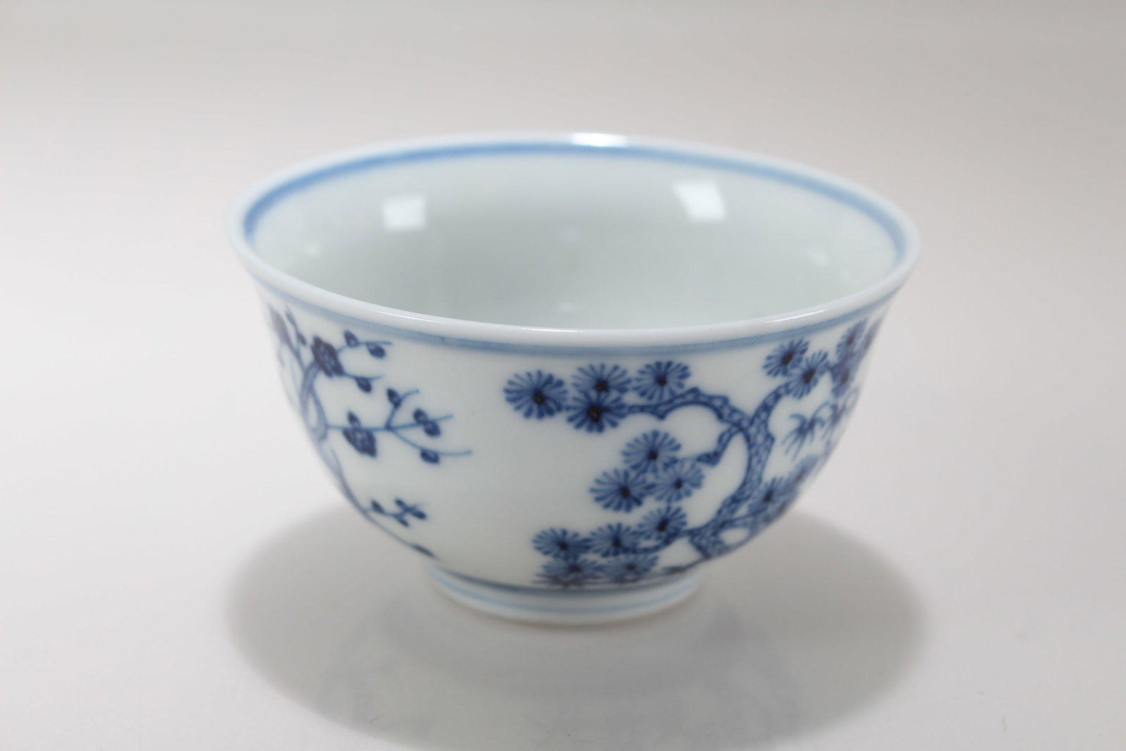 A Chinese Blue and White Porcelain Cup - 2