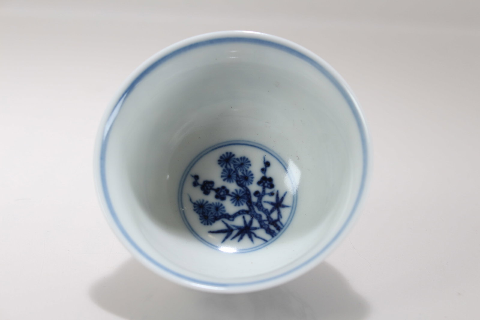 A Chinese Blue and White Porcelain Cup - 3