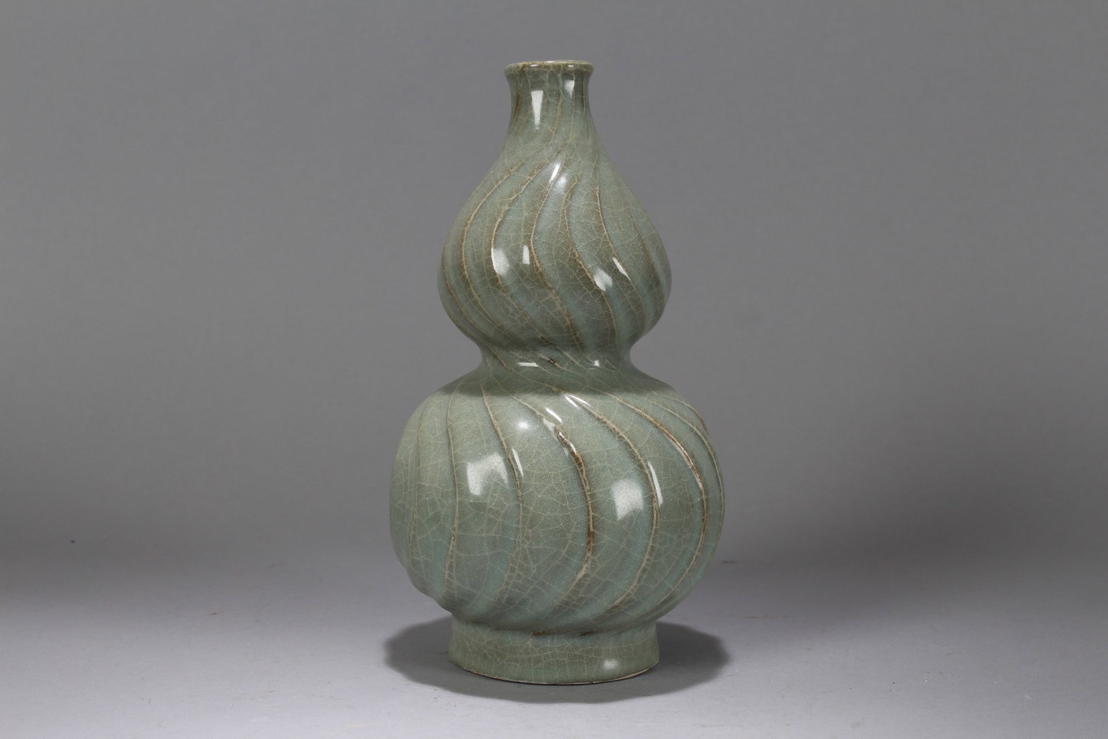 A Chinese Calabash-fortune Detailed Porcelain Vase (1 of 5)