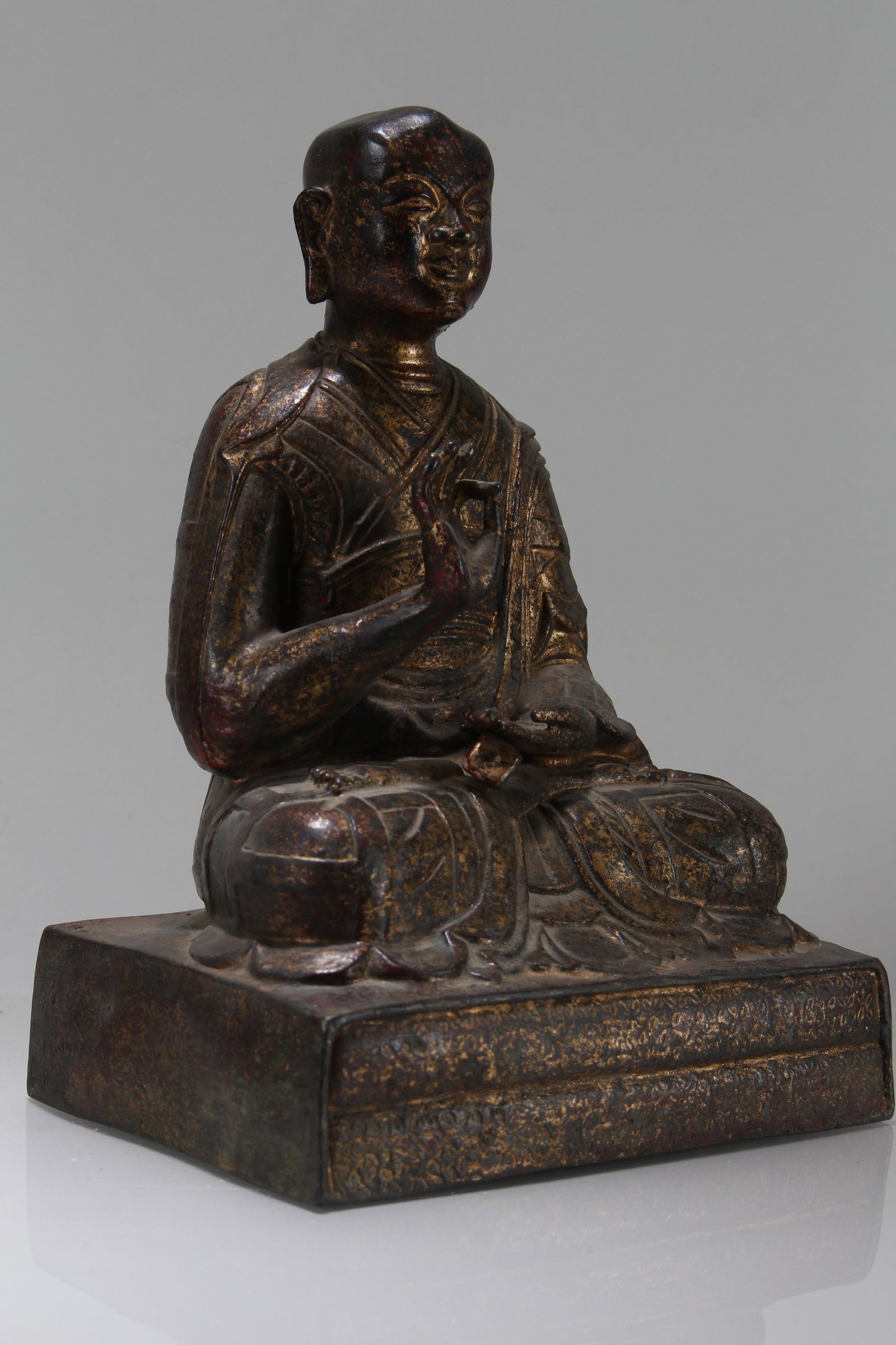 A Chinese Religious Fortune Buddha Statue - 2