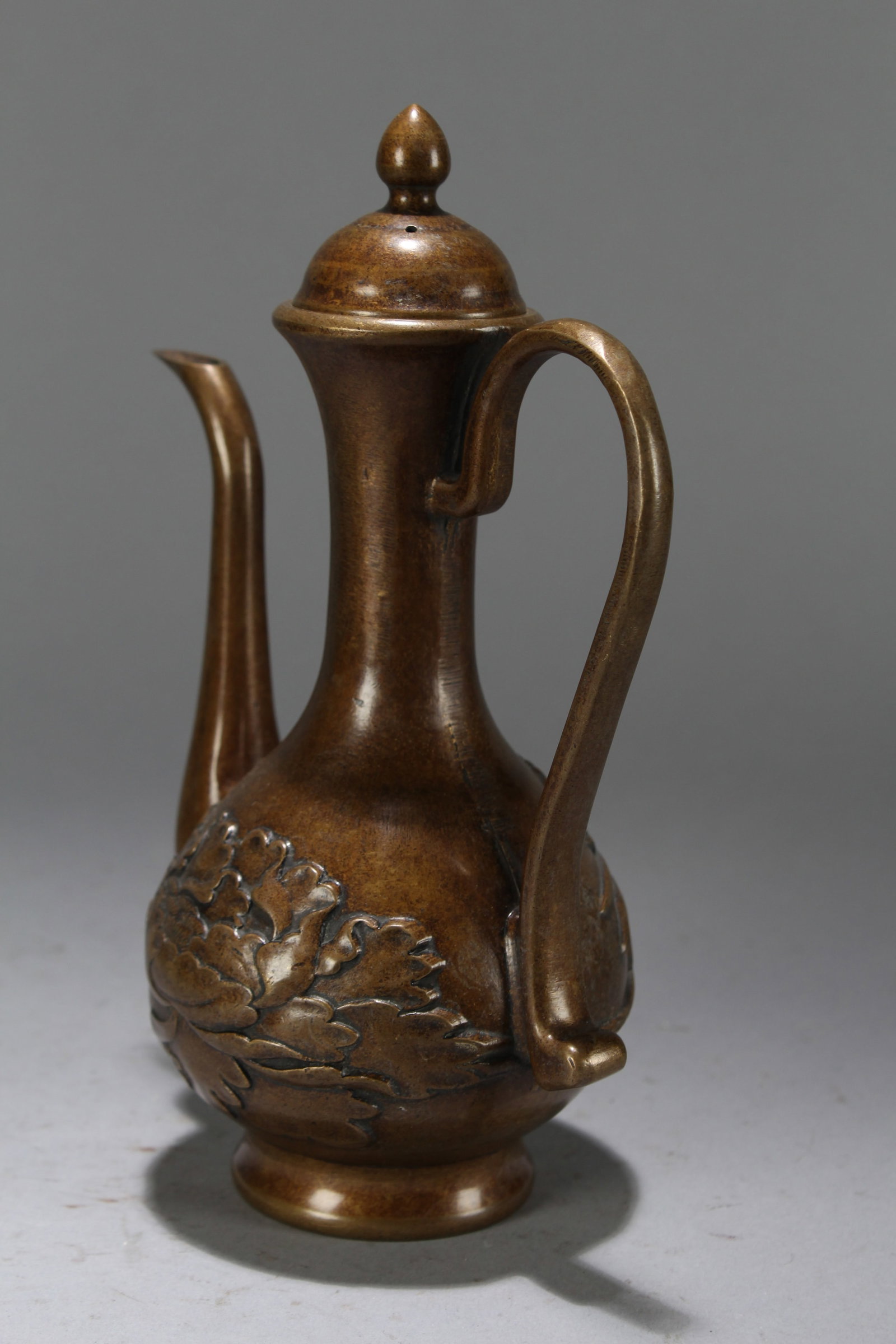 A Chinese Religious Lidded Fortune Ewer - 3