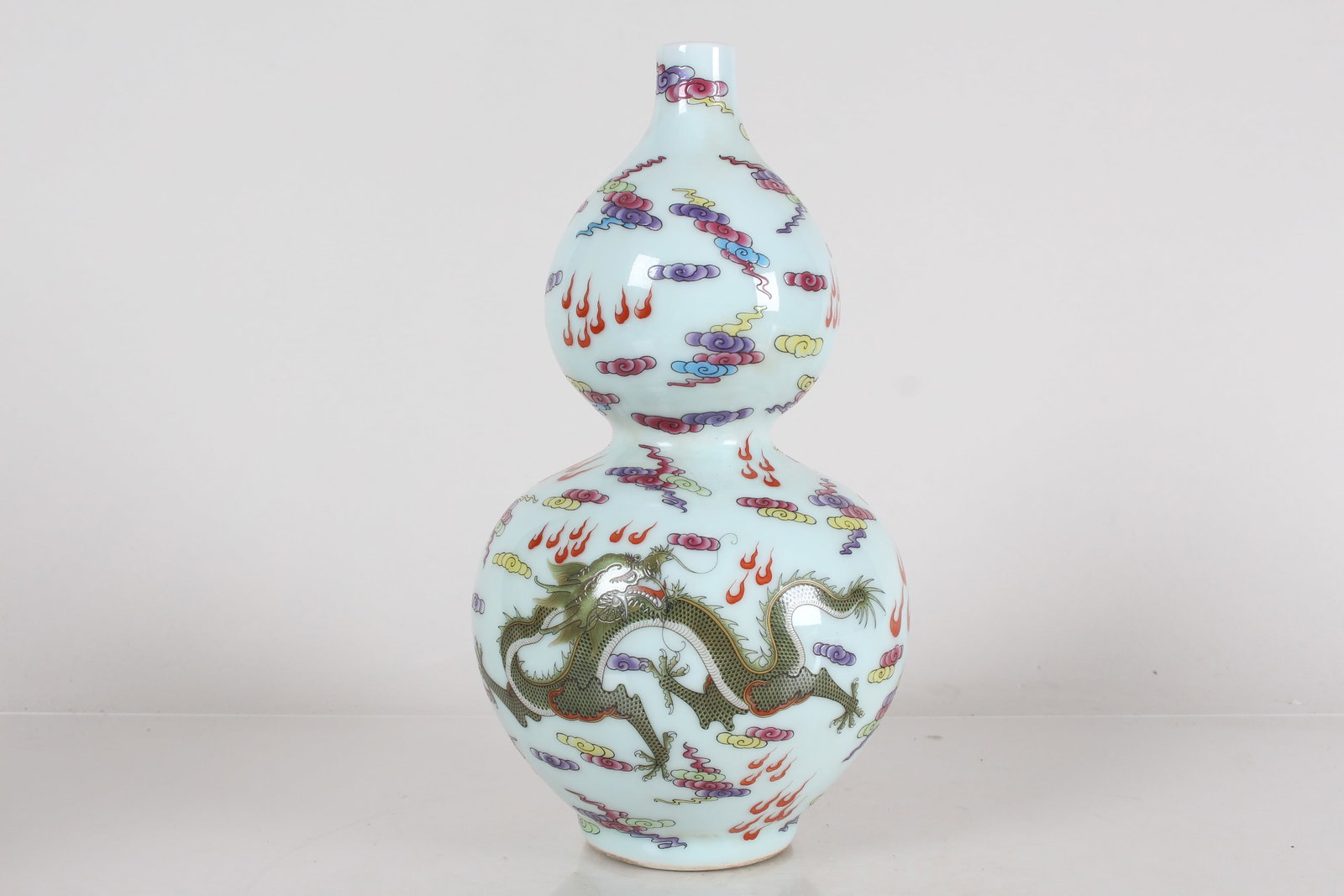 A Chinese Calabash-fortune Dragon-decorating Porcelain Fortune Vase: A Chinese Calabash-fortune Dragon-decorating Porcelain Fortune Vase . Height: 10.25 (inch).